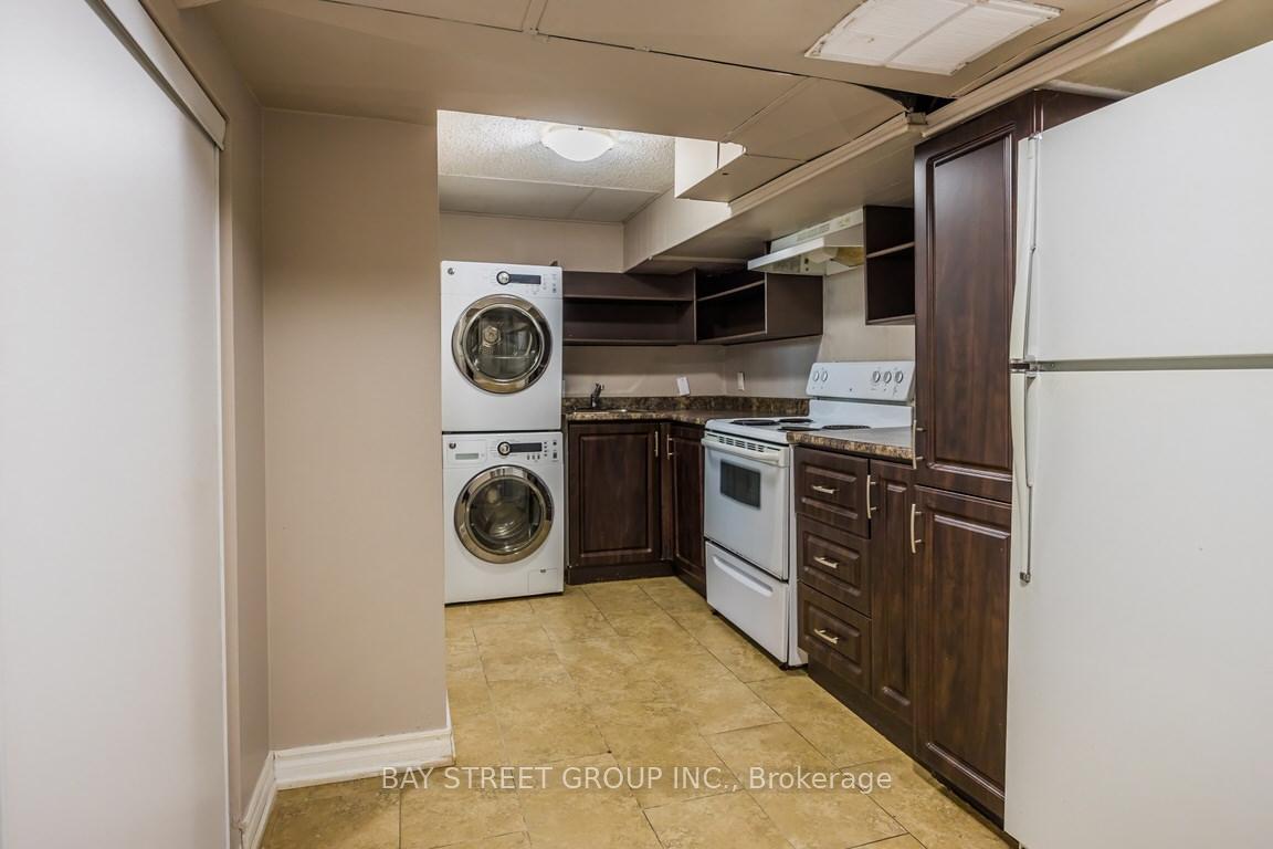 Photo 4 of Unit Lower Level, 12 Craigmore Crescent, North York, Willowdale East — HOMEH