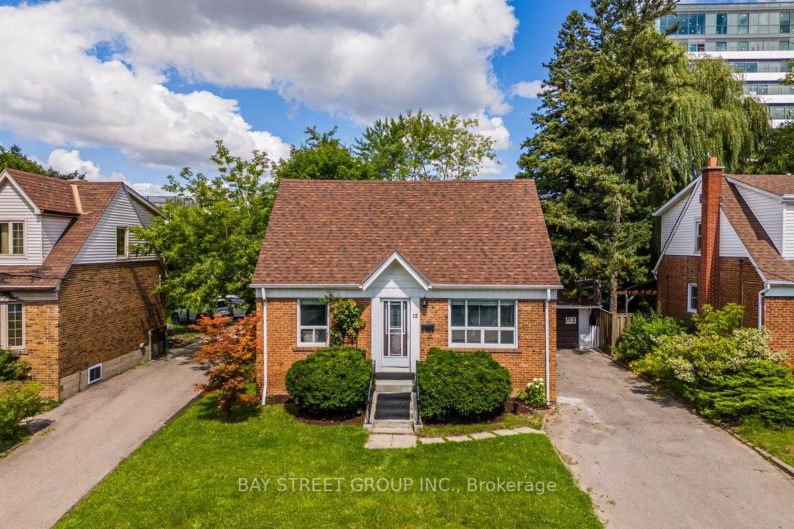 Photo 8 of Unit Lower Level, 12 Craigmore Crescent, North York, Willowdale East — HOMEH
