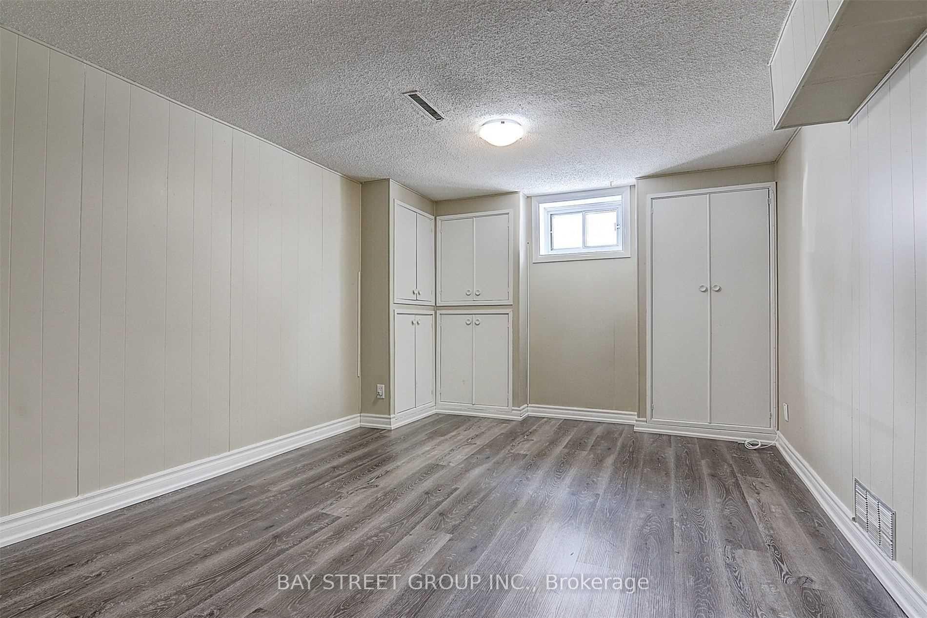 Photo 10 of Unit Lower Level, 12 Craigmore Crescent, North York, Willowdale East — HOMEH