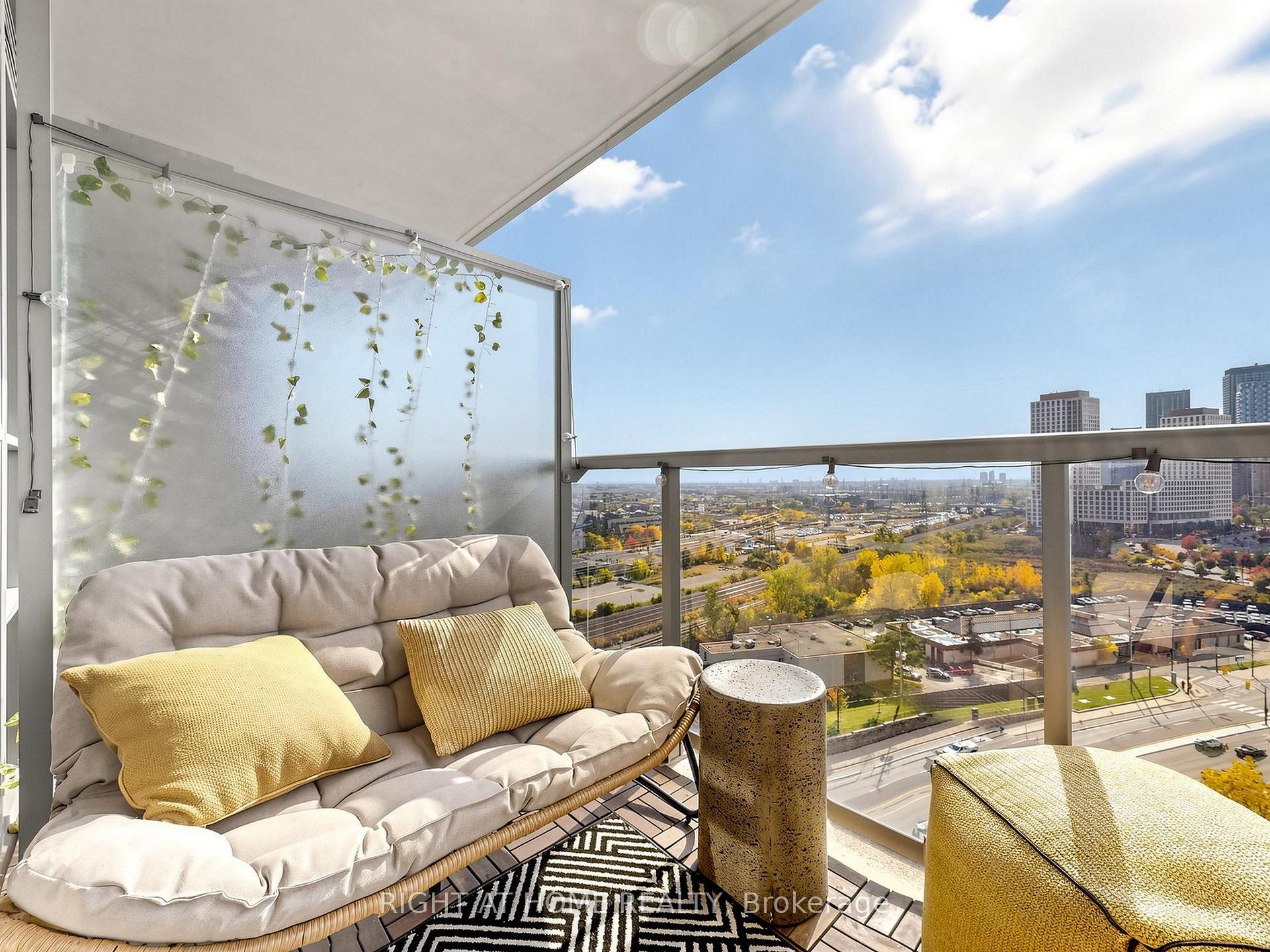 Photo 15 of Unit 1609, 1 Michael Power Place, Etobicoke, Islington-City Centre West — HOMEH