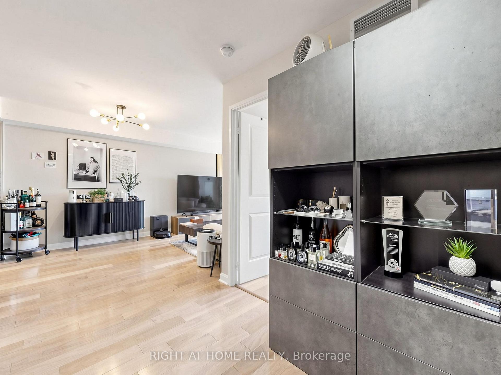 Photo 18 of Unit 1609, 1 Michael Power Place, Etobicoke, Islington-City Centre West — HOMEH