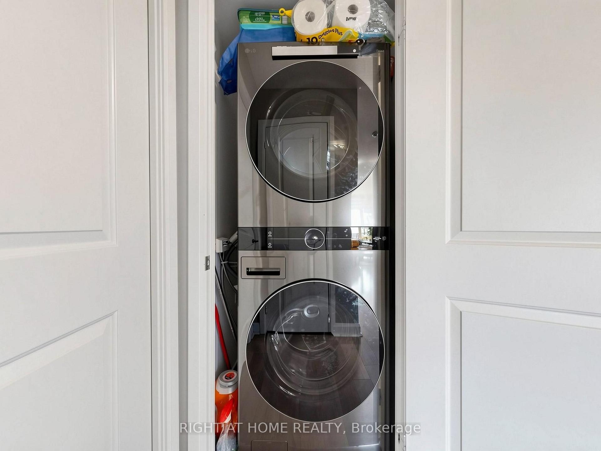Photo 28 of Unit 1609, 1 Michael Power Place, Etobicoke, Islington-City Centre West — HOMEH