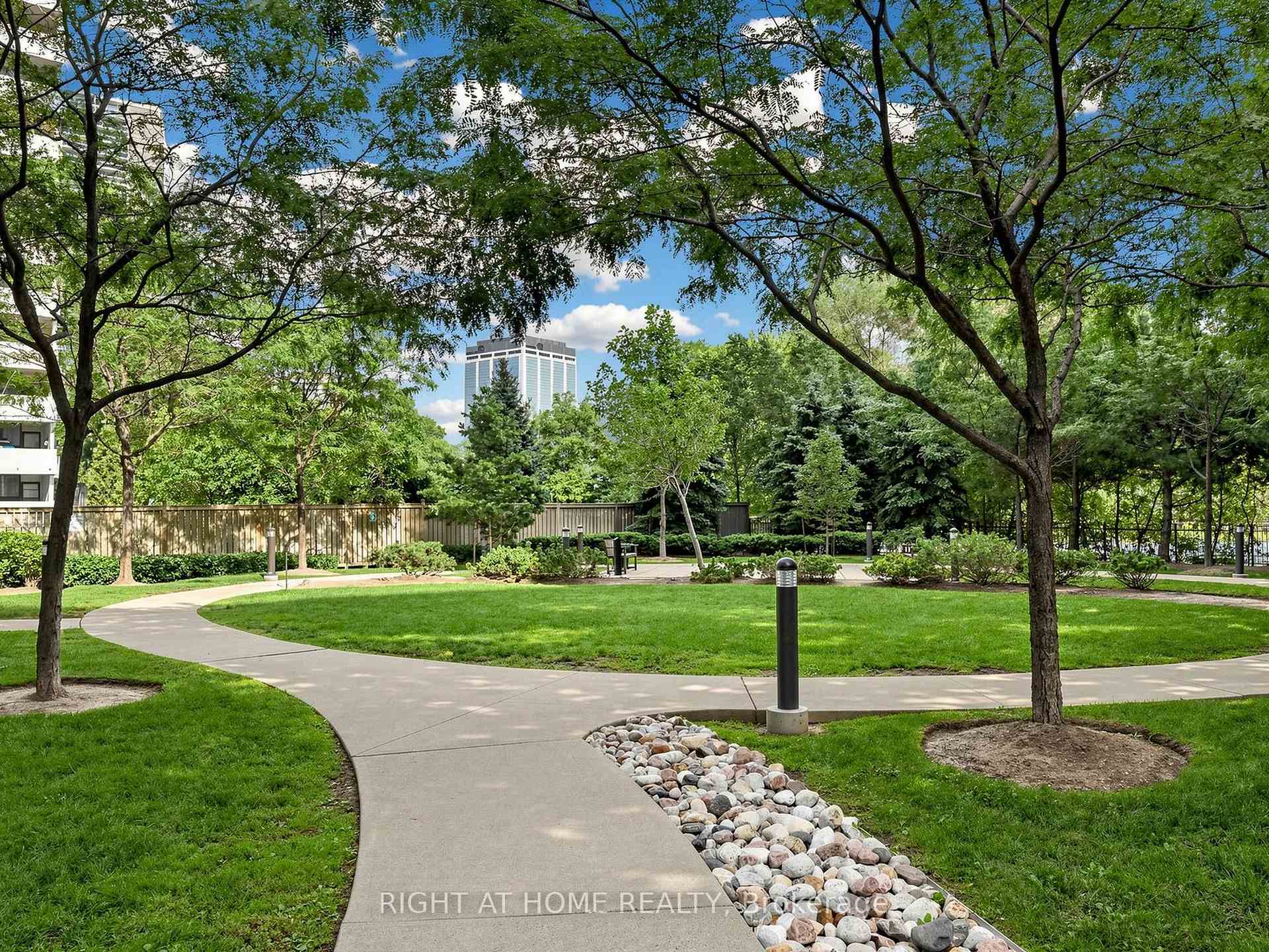 Photo 45 of Unit 1609, 1 Michael Power Place, Etobicoke, Islington-City Centre West — HOMEH