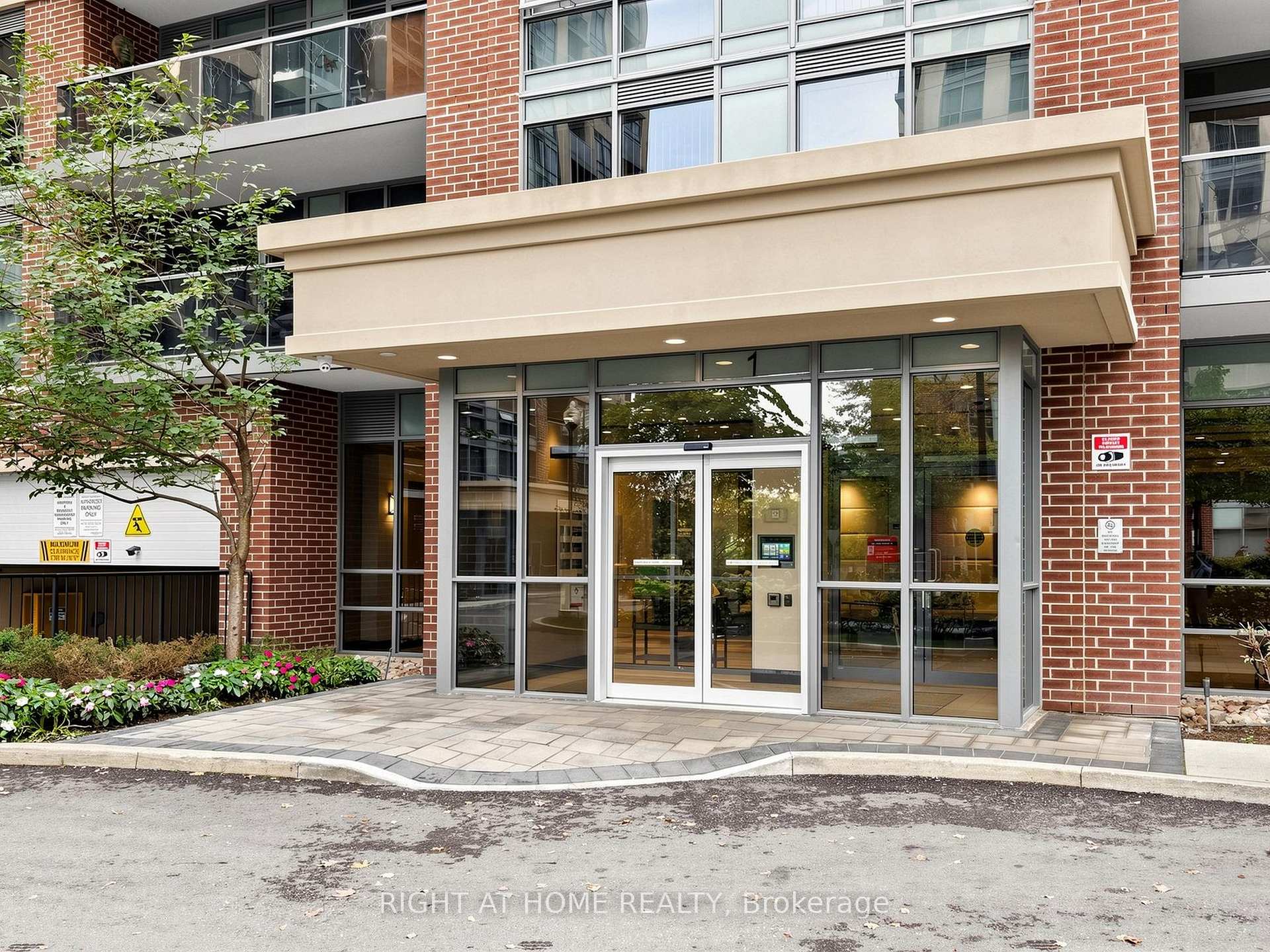 Photo 50 of Unit 1609, 1 Michael Power Place, Etobicoke, Islington-City Centre West — HOMEH