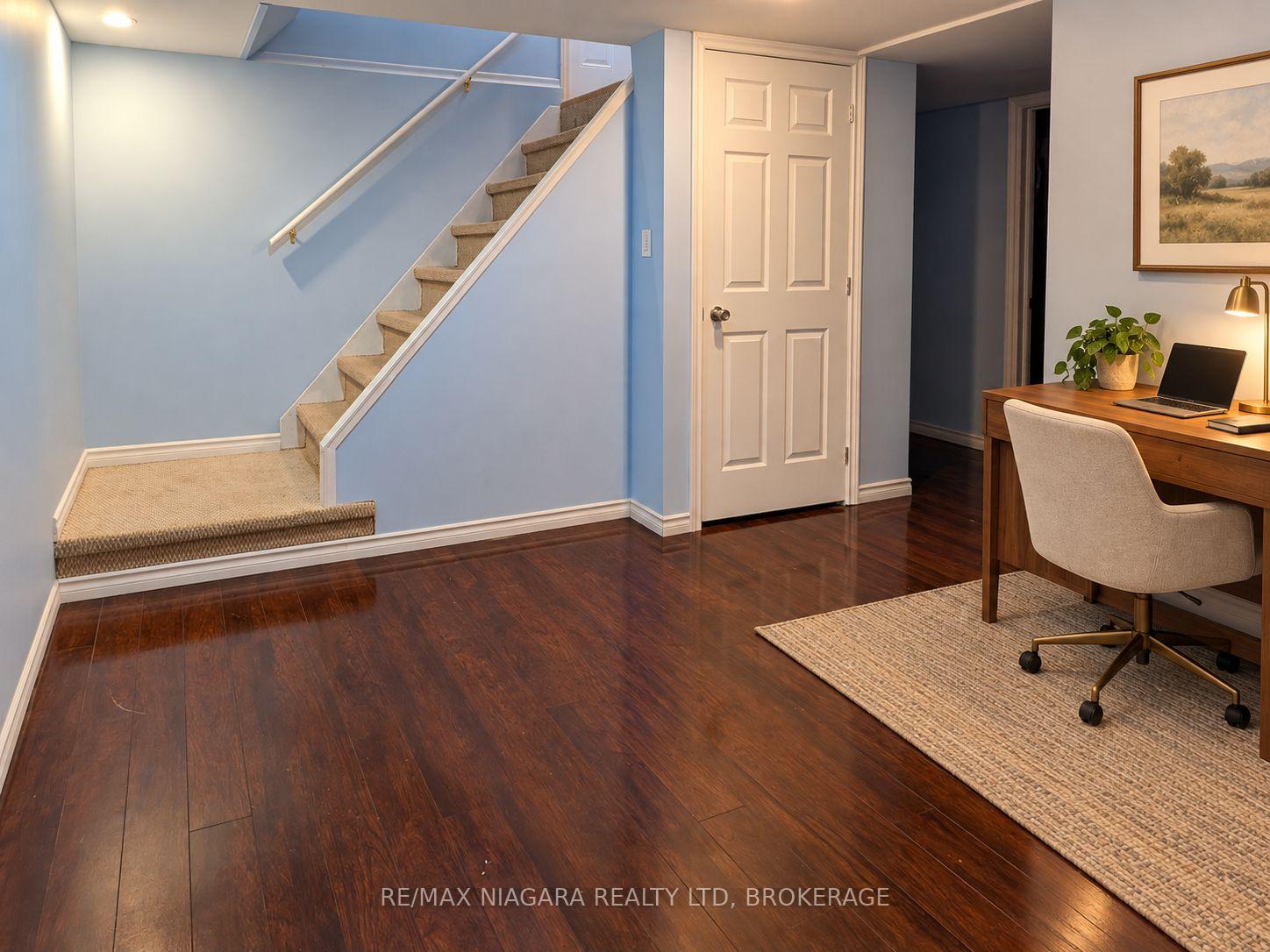 Photo 19 of 6122 Mayfair Drive, Niagara Falls, Church's Lane — HOMEH