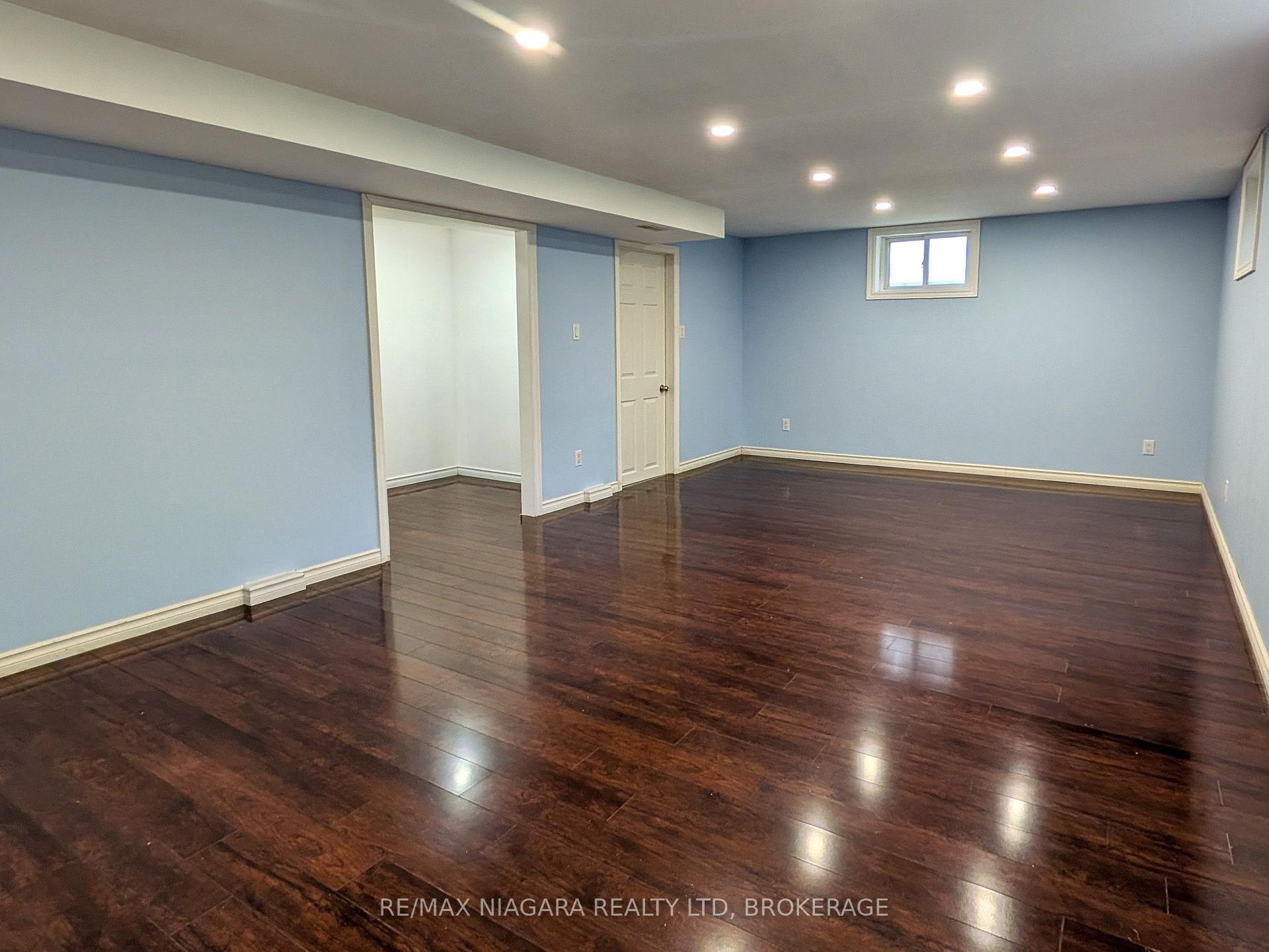 Photo 20 of 6122 Mayfair Drive, Niagara Falls, Church's Lane — HOMEH