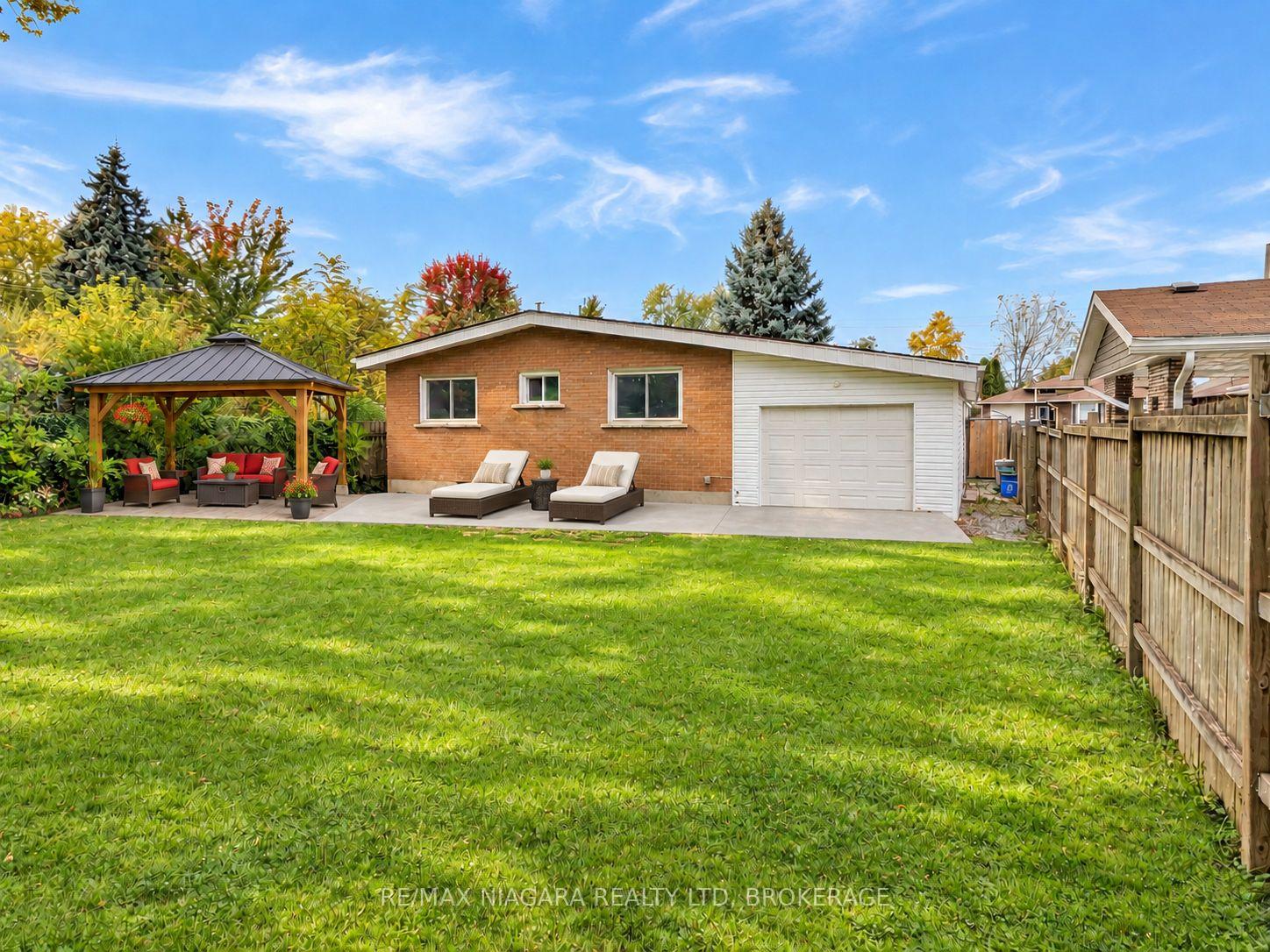 Photo 31 of 6122 Mayfair Drive, Niagara Falls, Church's Lane — HOMEH