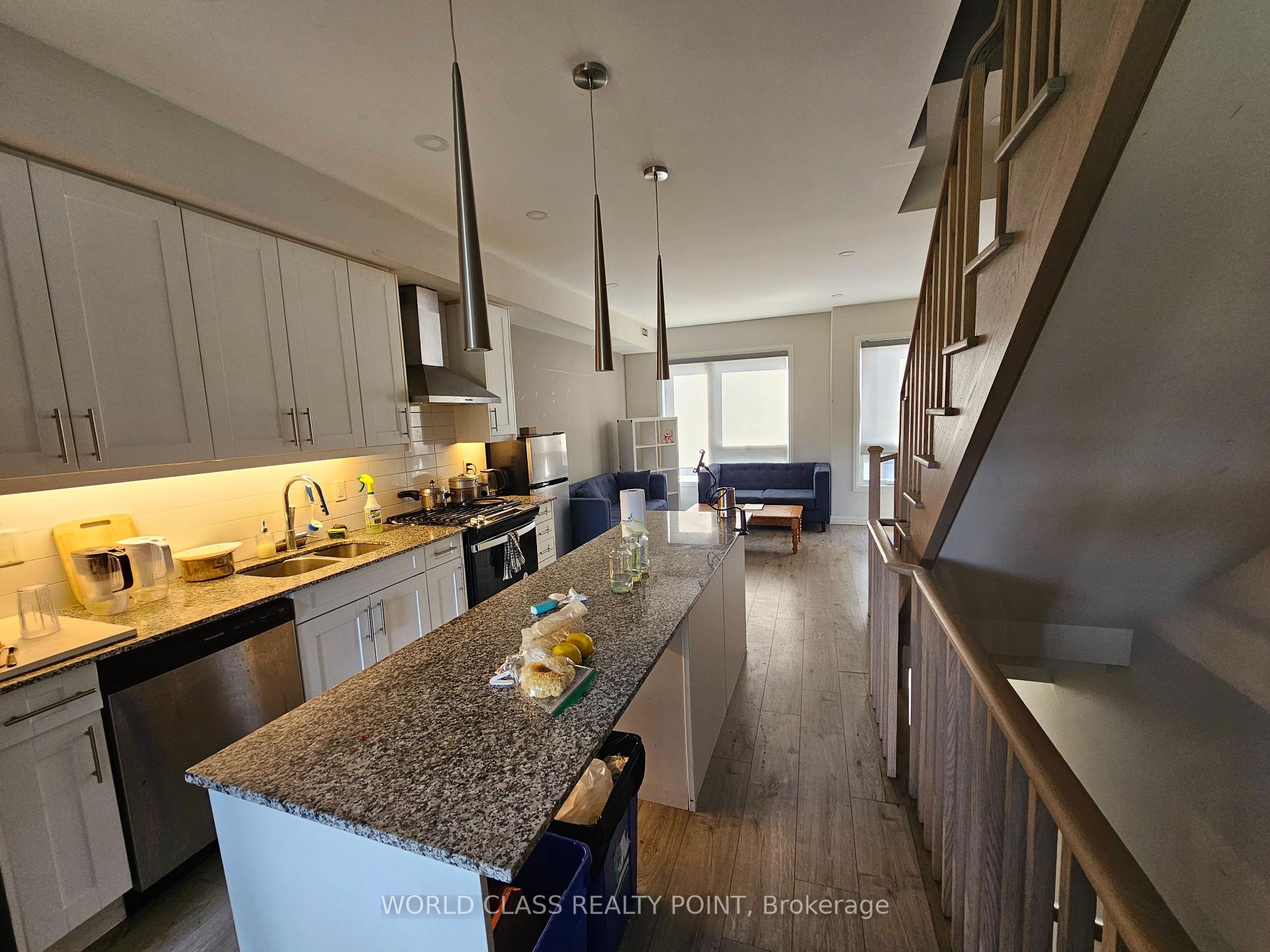 Photo 4 of 1692 Pleasure Valley Path, Oshawa, Samac — HOMEH