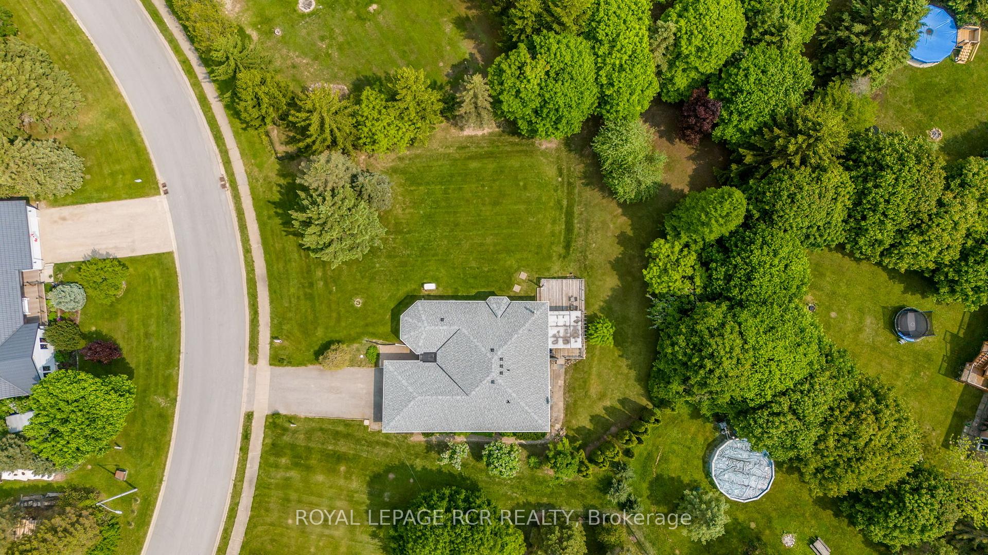 Photo 2 of 3 Henry Street, Amaranth, Rural Amaranth — HOMEH