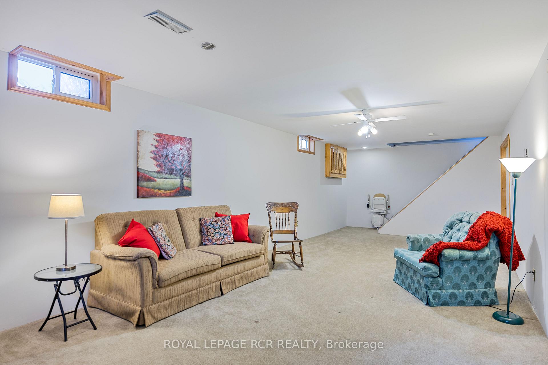 Photo 41 of 3 Henry Street, Amaranth, Rural Amaranth — HOMEH
