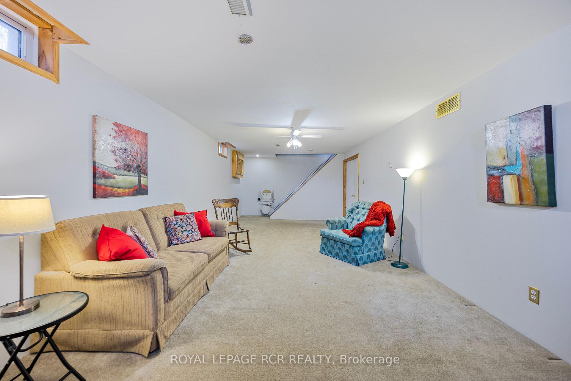 Photo 42 of 3 Henry Street, Amaranth, Rural Amaranth — HOMEH