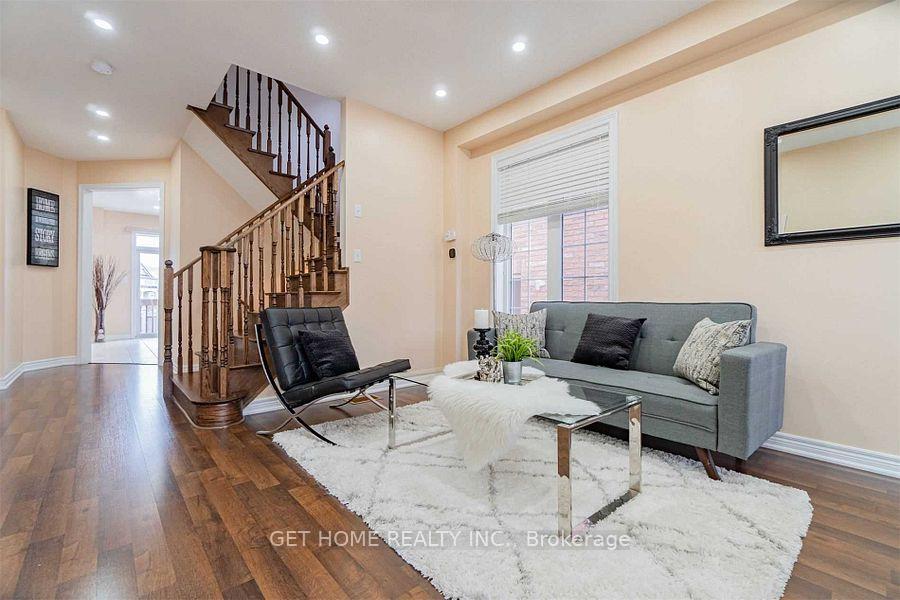 Photo 3 of 26 Borrelli Drive, Brampton, Credit Valley — HOMEH