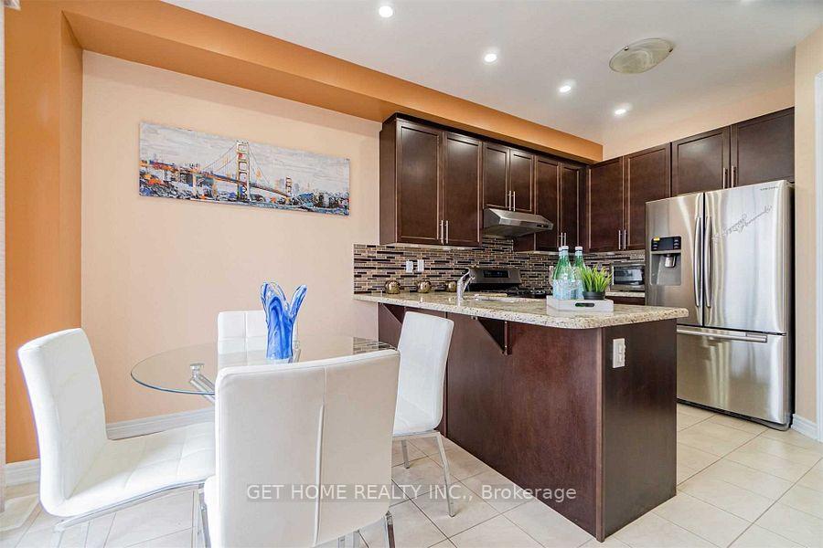 Photo 9 of 26 Borrelli Drive, Brampton, Credit Valley — HOMEH