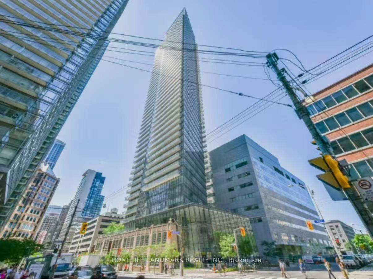 Photo of Unit 204, 832 Bay Street