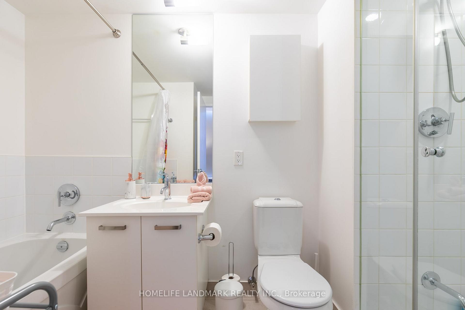 Photo 23 of Unit 204, 832 Bay Street, Toronto, Bay Street Corridor — HOMEH
