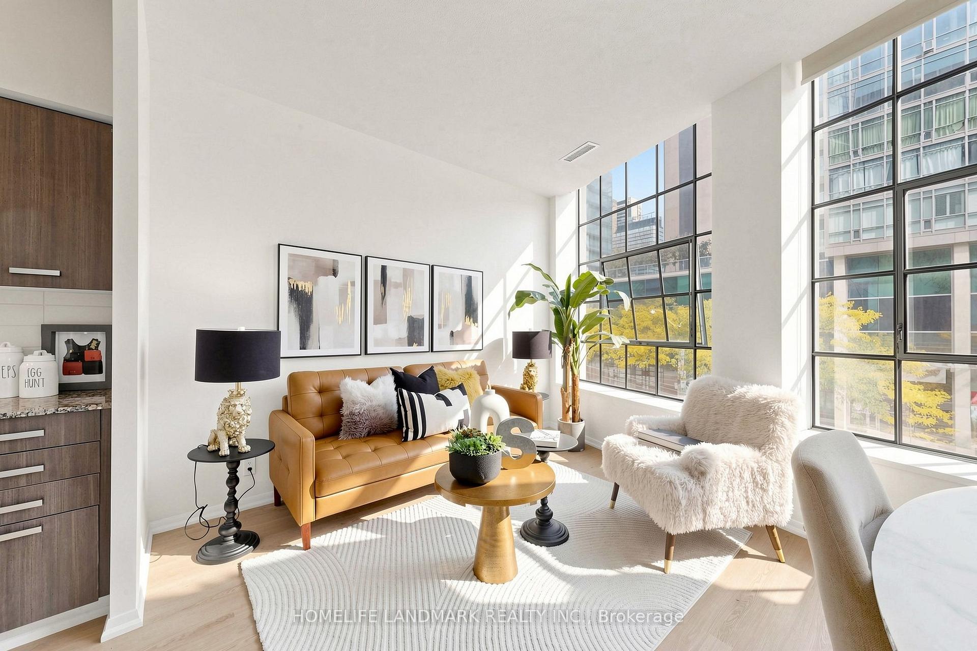 Photo 12 of Unit 204, 832 Bay Street, Toronto, Bay Street Corridor — HOMEH