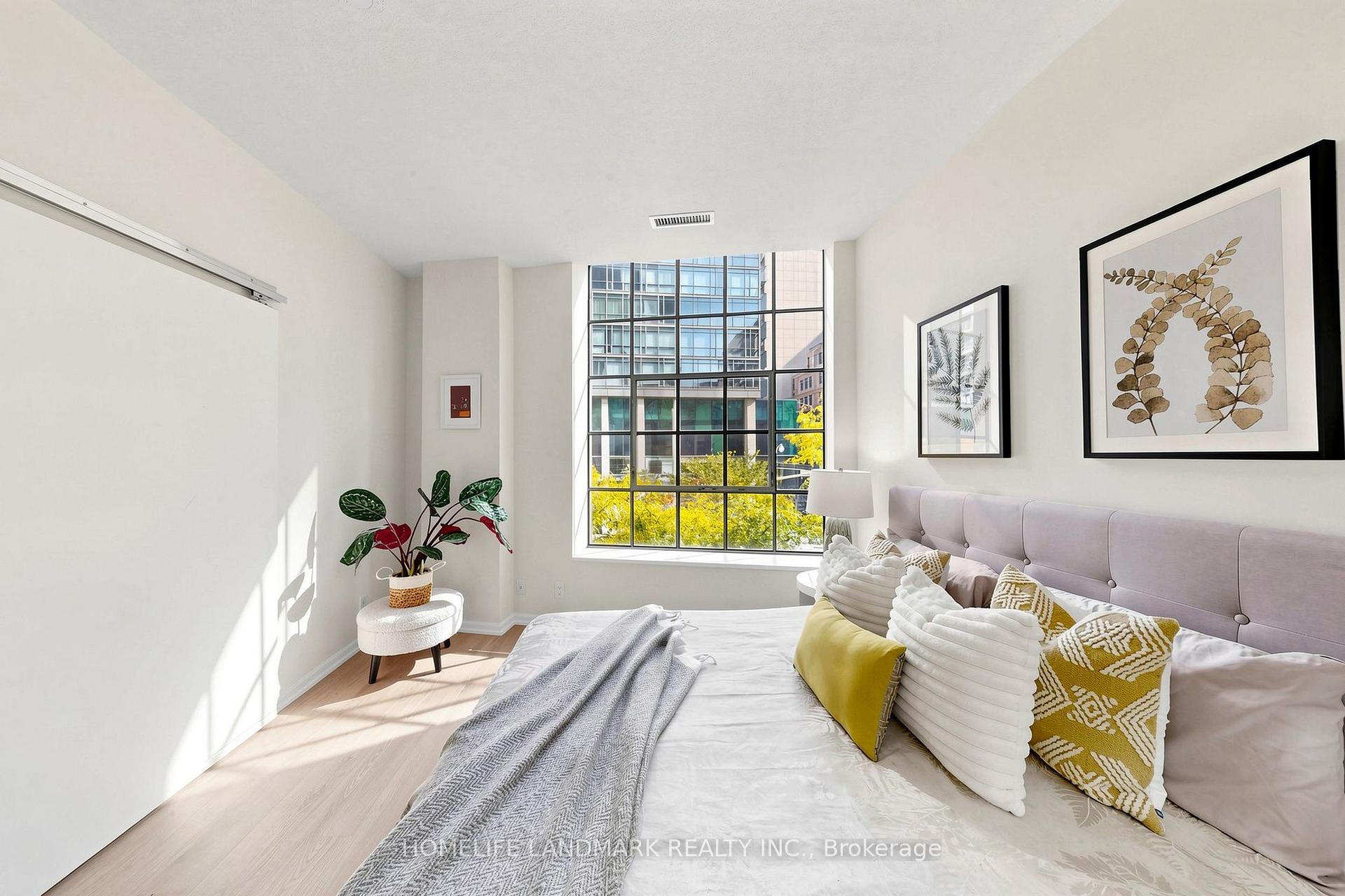 Photo 37 of Unit 204, 832 Bay Street, Toronto, Bay Street Corridor — HOMEH
