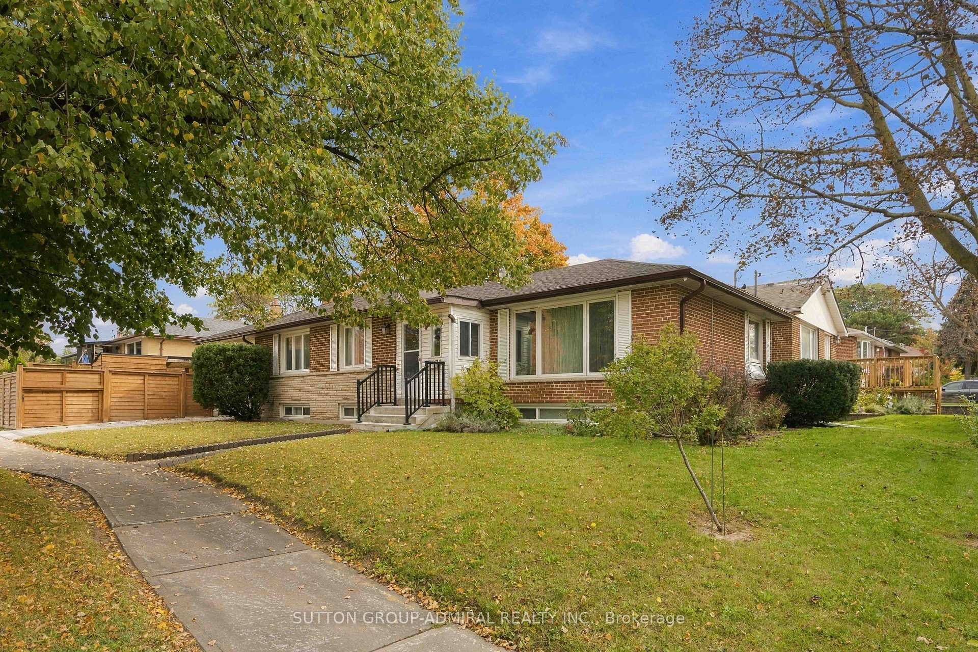 Photo of 11 Summerglade Drive