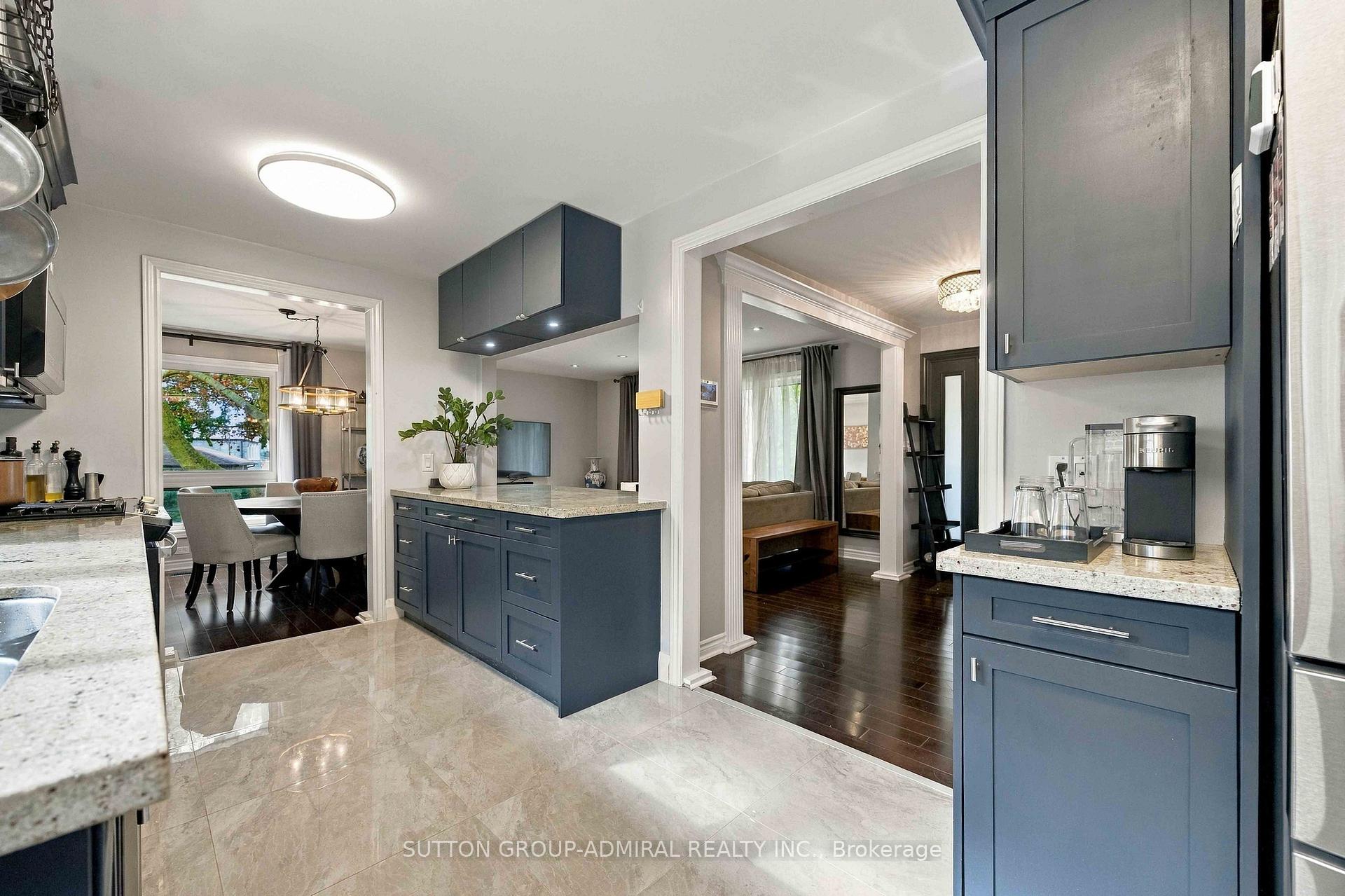 Photo 14 of 11 Summerglade Drive, Scarborough, Agincourt South-Malvern West — HOMEH