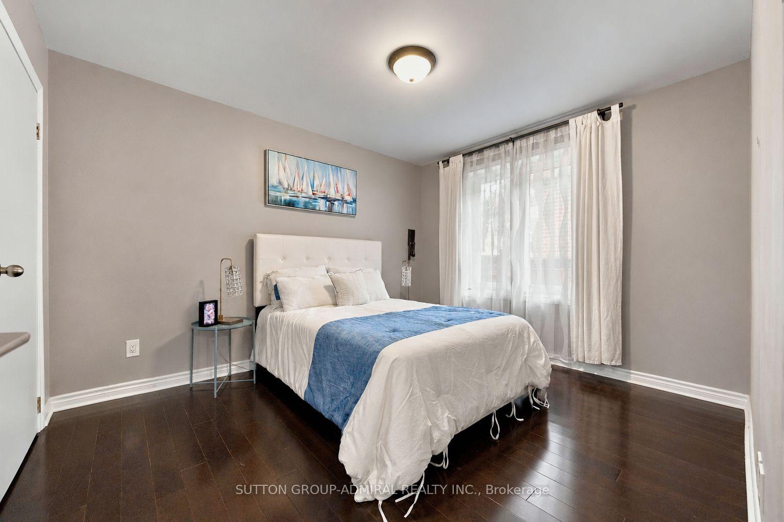 Photo 22 of 11 Summerglade Drive, Scarborough, Agincourt South-Malvern West — HOMEH