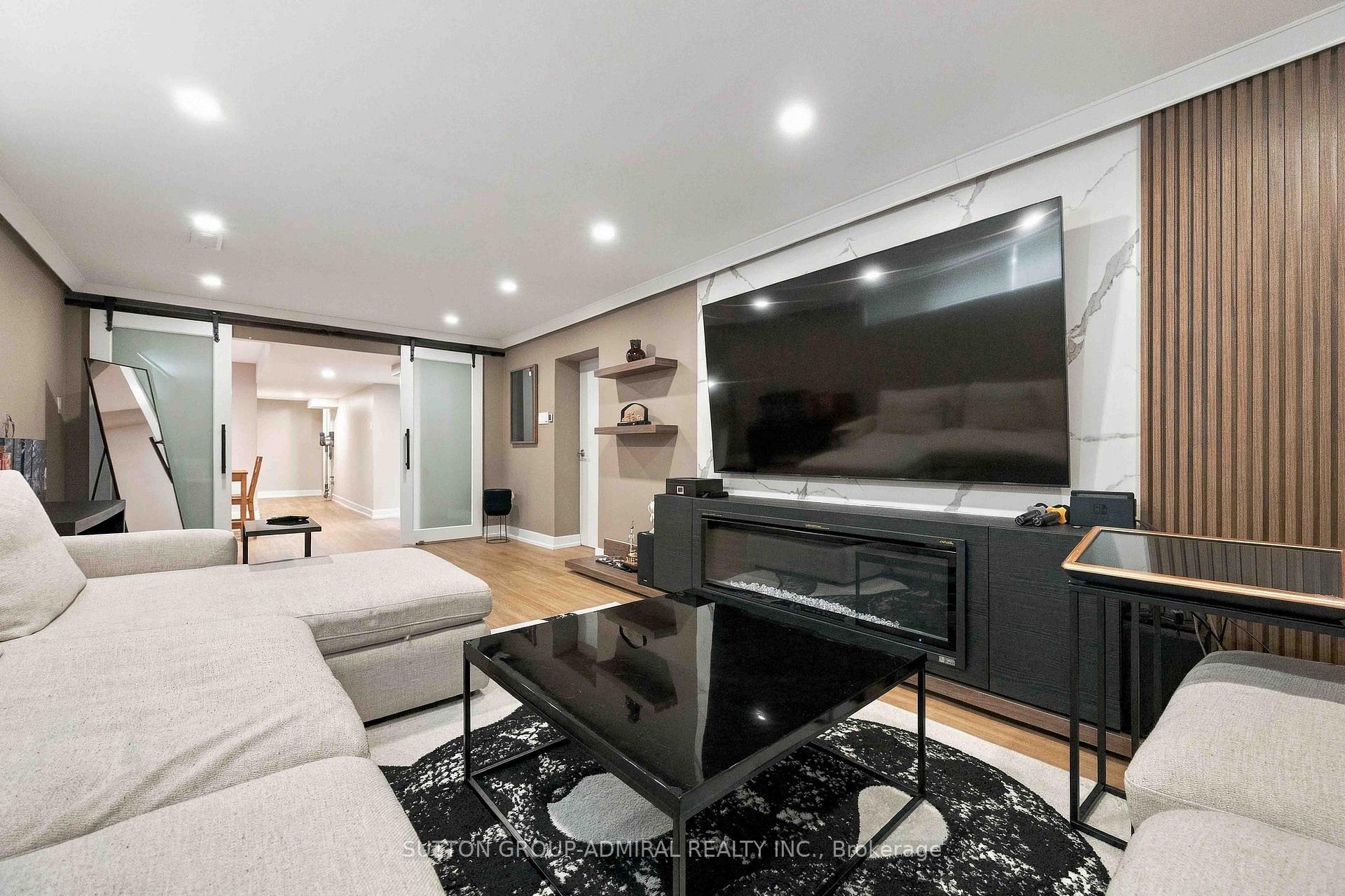 Photo 24 of 11 Summerglade Drive, Scarborough, Agincourt South-Malvern West — HOMEH
