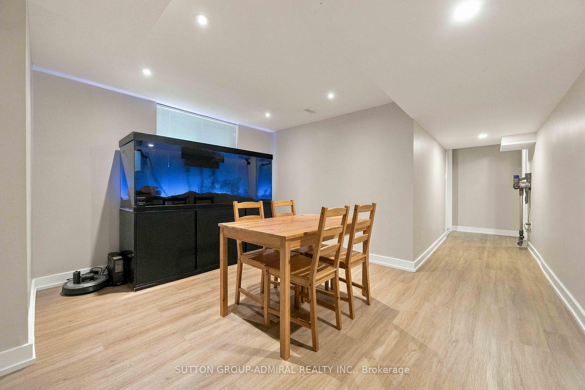 Photo 25 of 11 Summerglade Drive, Scarborough, Agincourt South-Malvern West — HOMEH