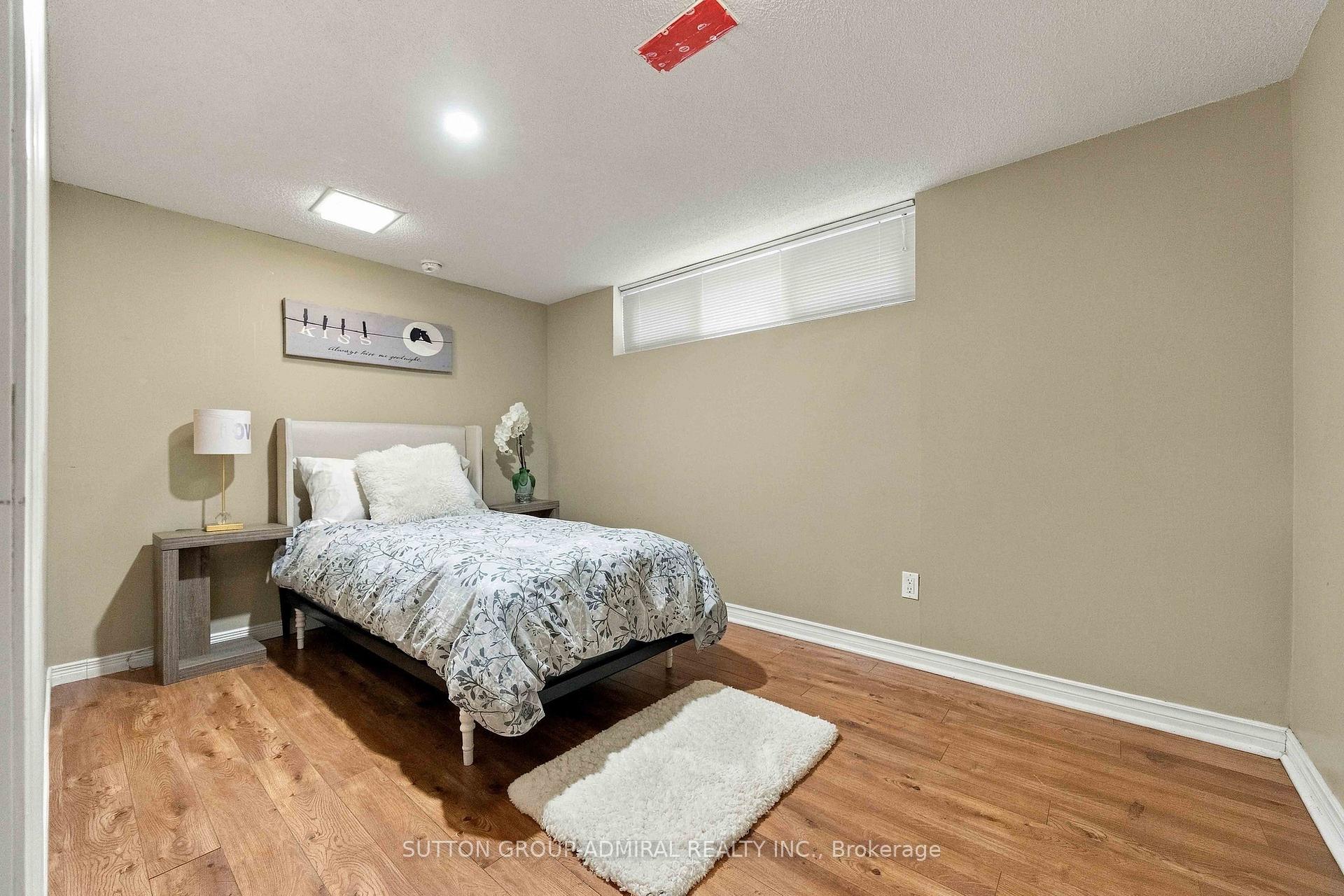 Photo 33 of 11 Summerglade Drive, Scarborough, Agincourt South-Malvern West — HOMEH