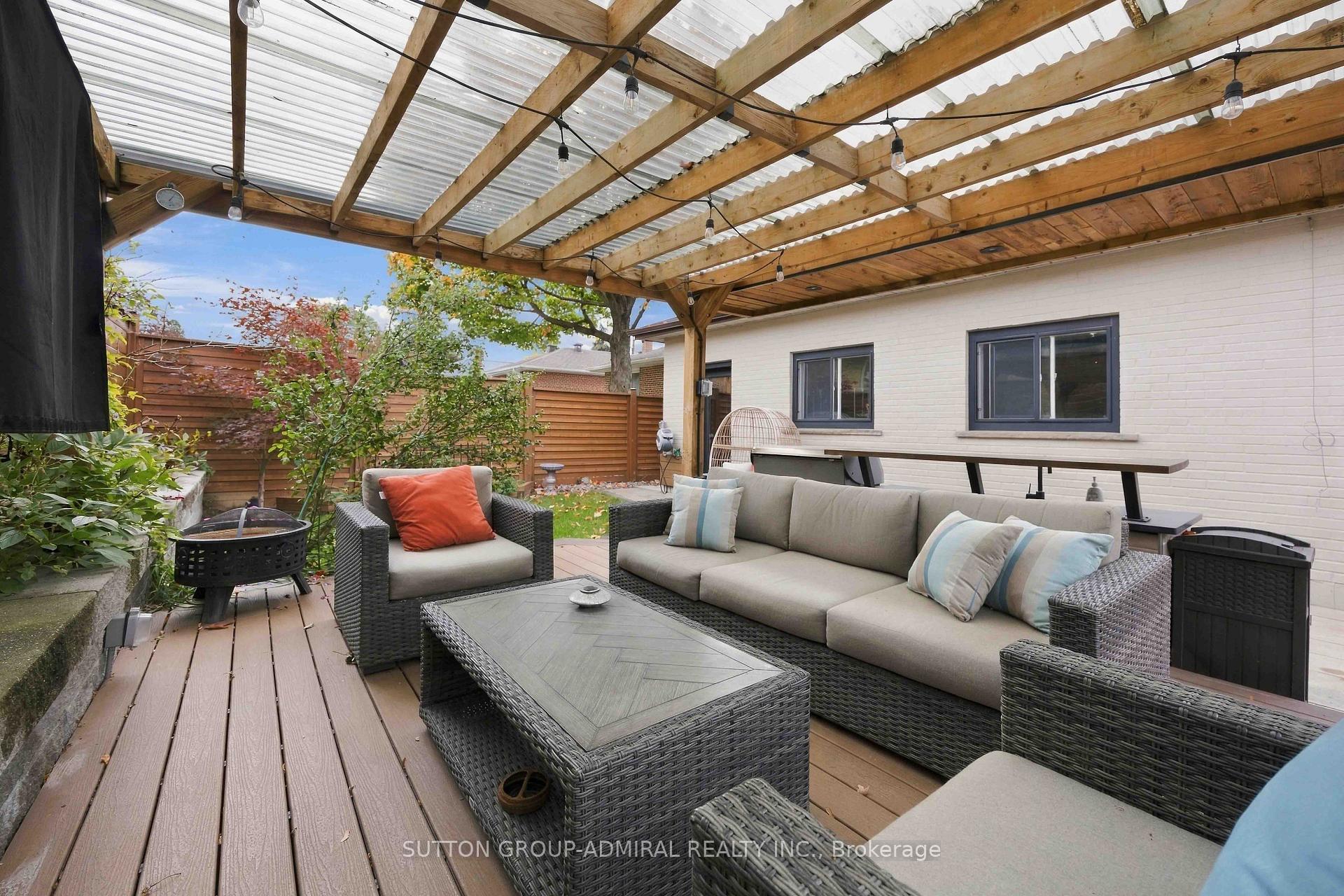 Photo 36 of 11 Summerglade Drive, Scarborough, Agincourt South-Malvern West — HOMEH