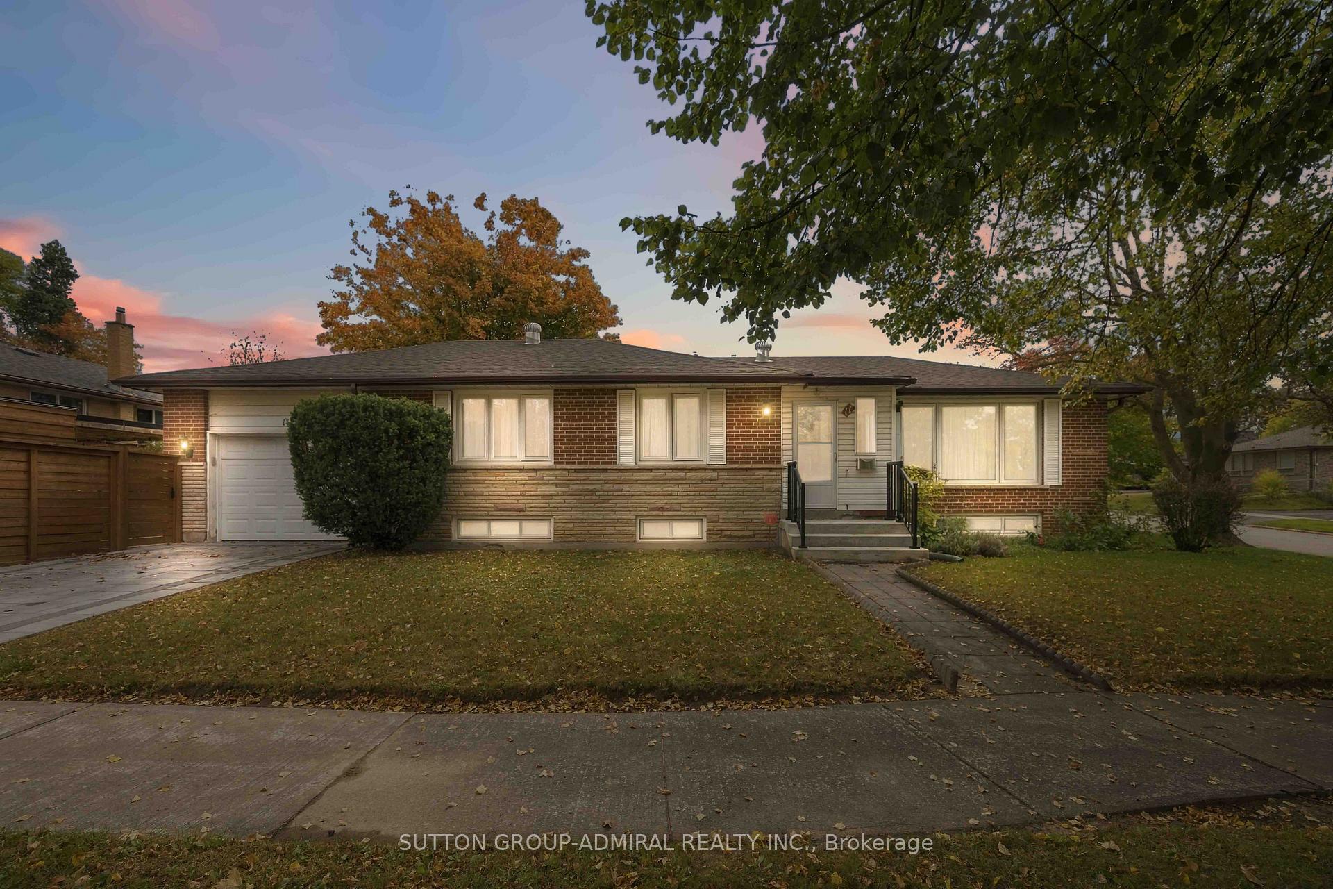Photo 46 of 11 Summerglade Drive, Scarborough, Agincourt South-Malvern West — HOMEH