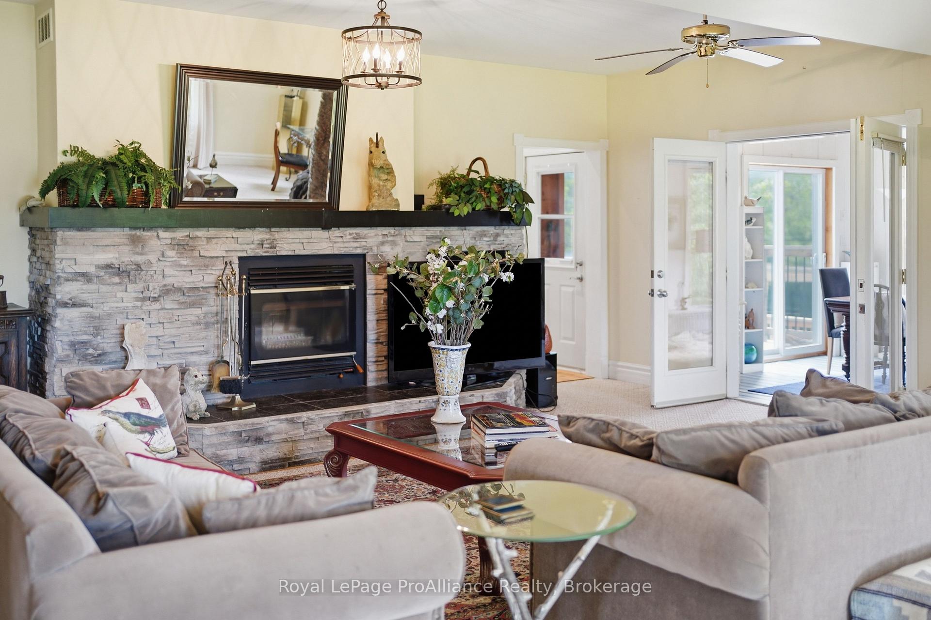 Photo 9 of 2925 County Road 10, Prince Edward County, South Marysburg Ward — HOMEH