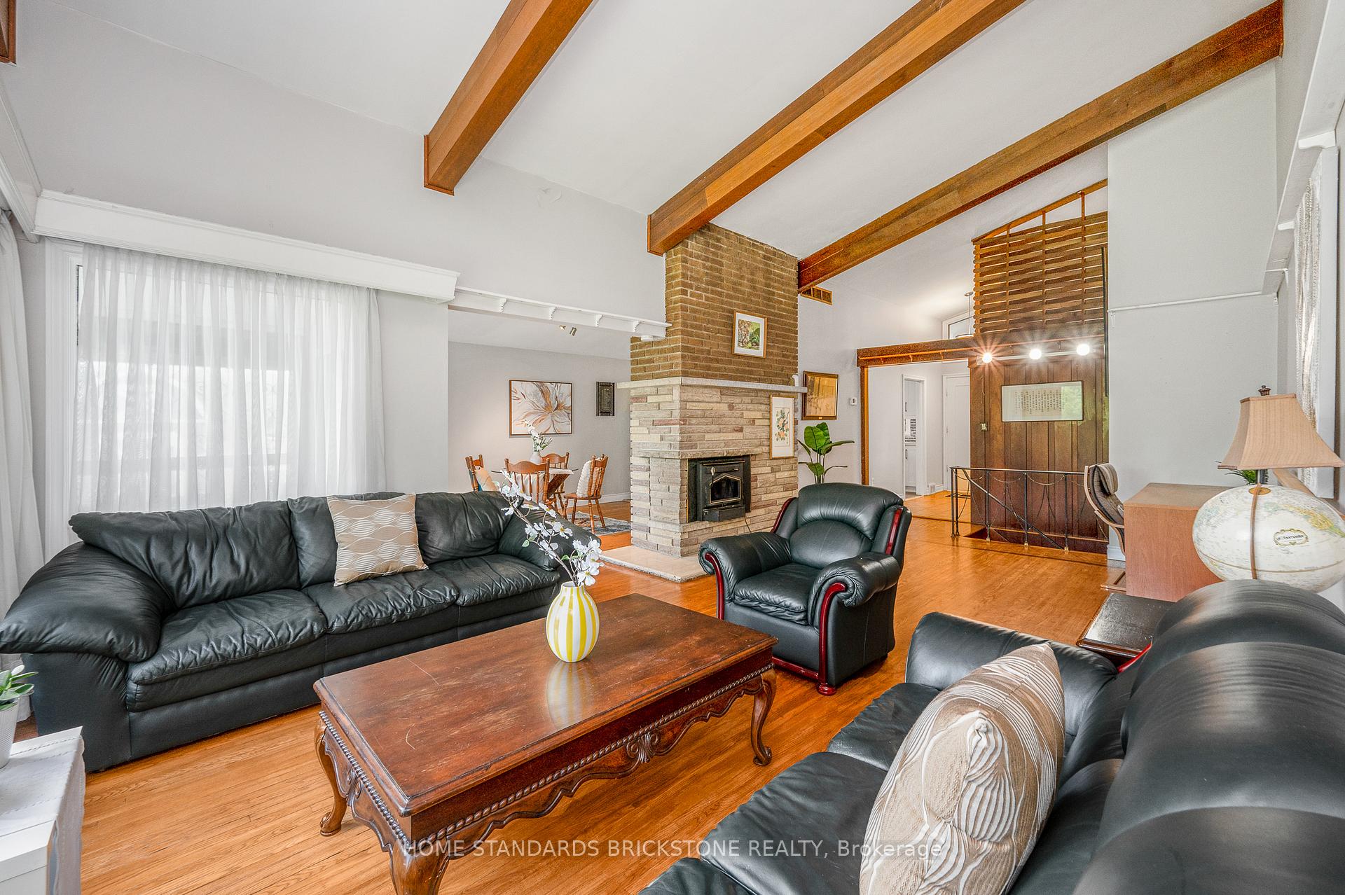 Photo 9 of 72 Mountain Avenue N, Hamilton, Stoney Creek — HOMEH