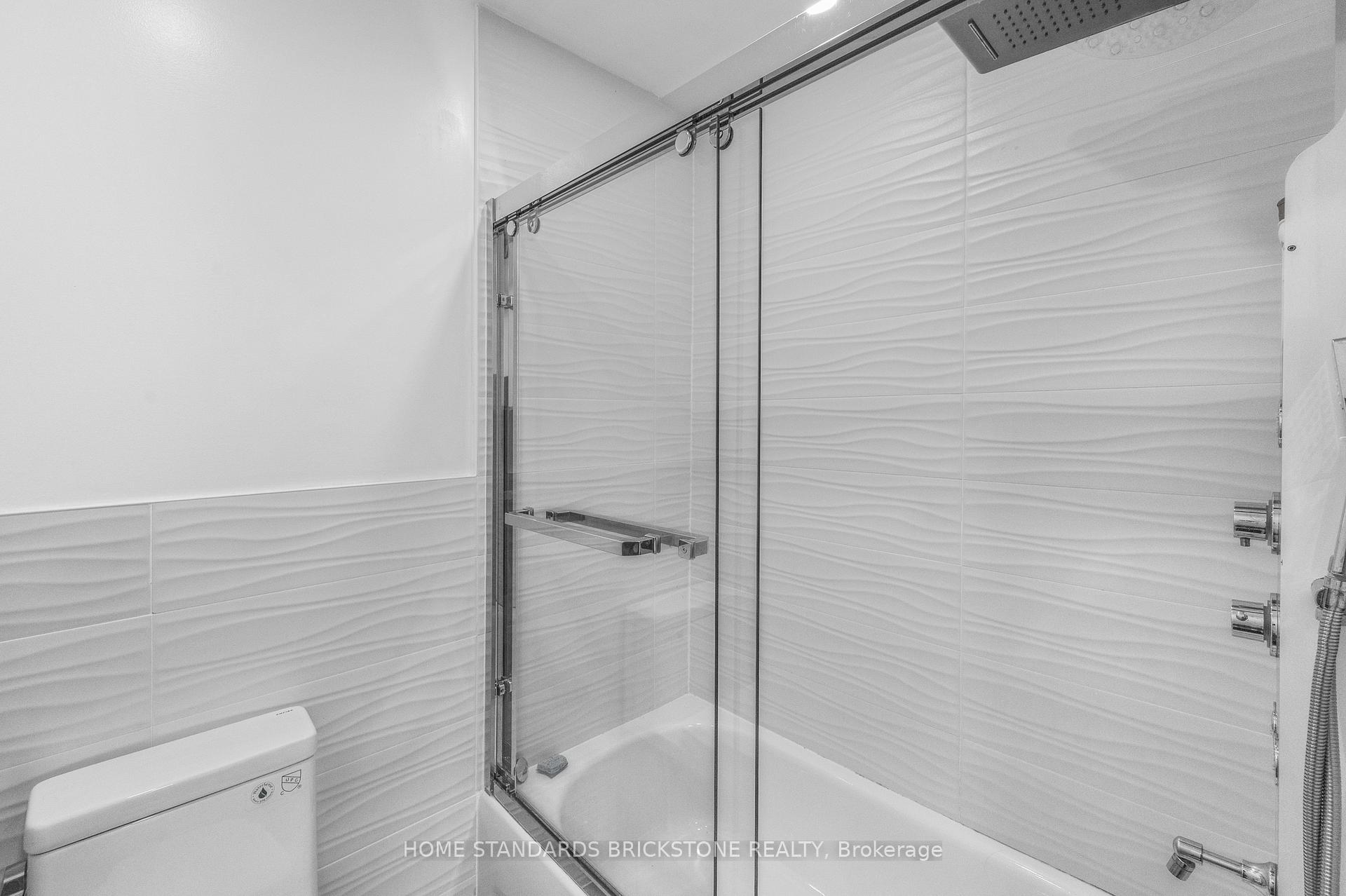 Photo 30 of 72 Mountain Avenue N, Hamilton, Stoney Creek — HOMEH