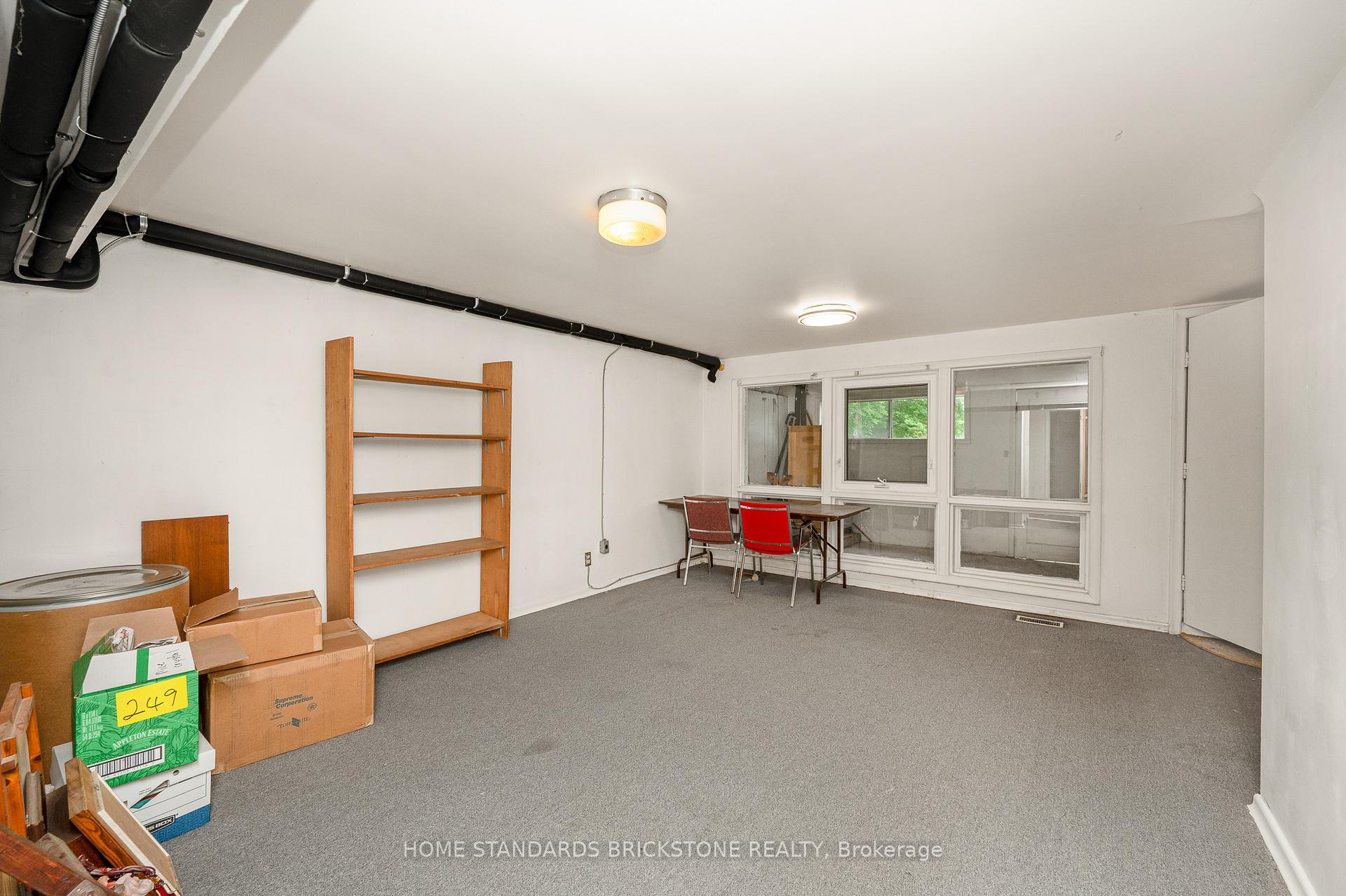 Photo 32 of 72 Mountain Avenue N, Hamilton, Stoney Creek — HOMEH