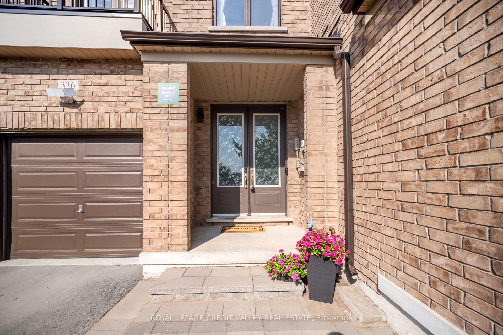 Photo 3 of 336 Elyse Court, Aurora, Bayview Northeast — HOMEH