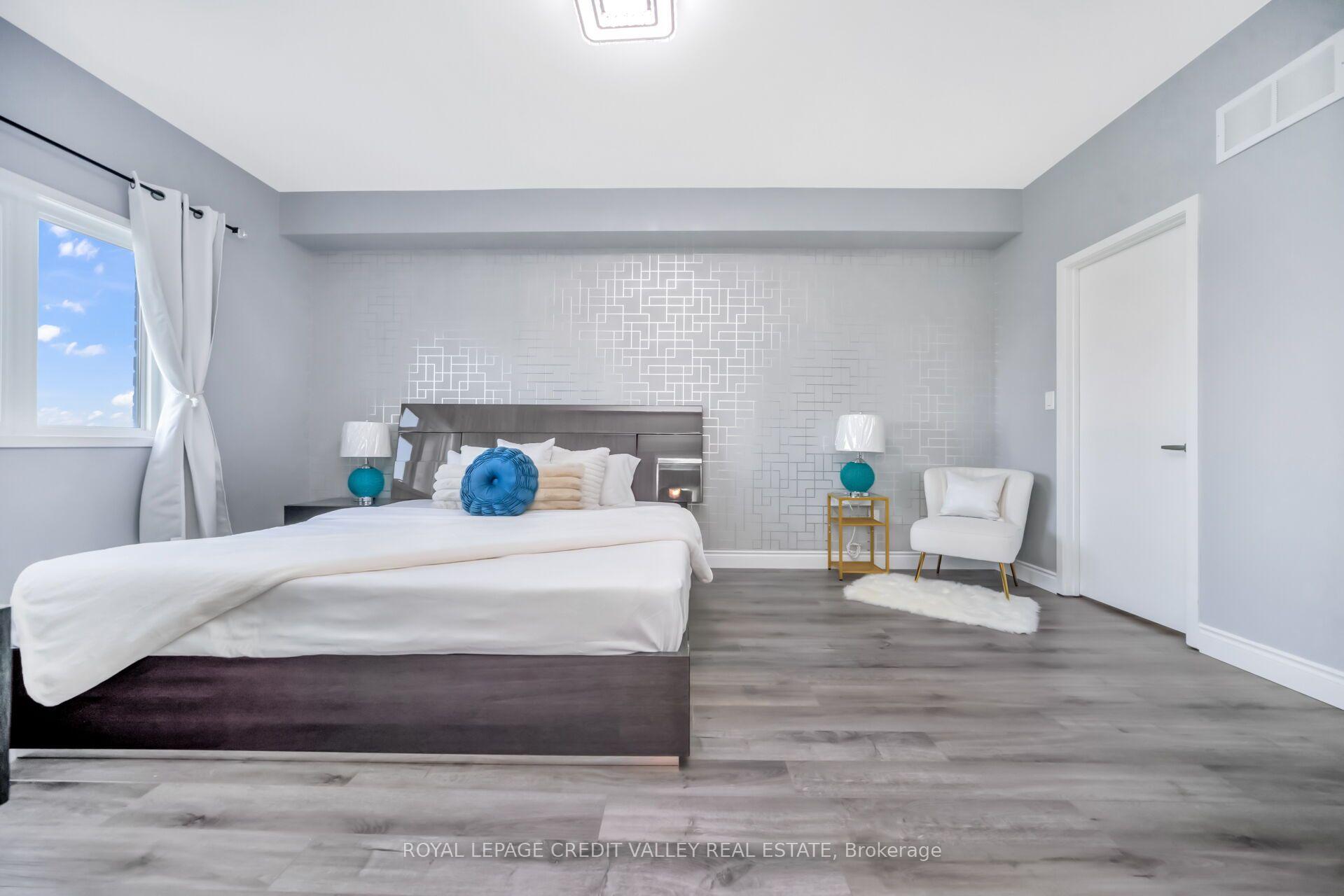 Photo 17 of 336 Elyse Court, Aurora, Bayview Northeast — HOMEH