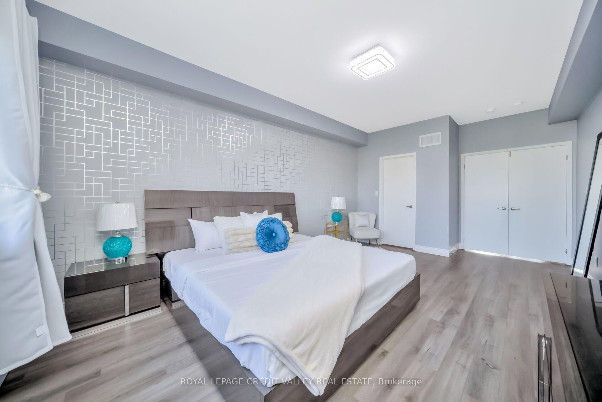 Photo 19 of 336 Elyse Court, Aurora, Bayview Northeast — HOMEH
