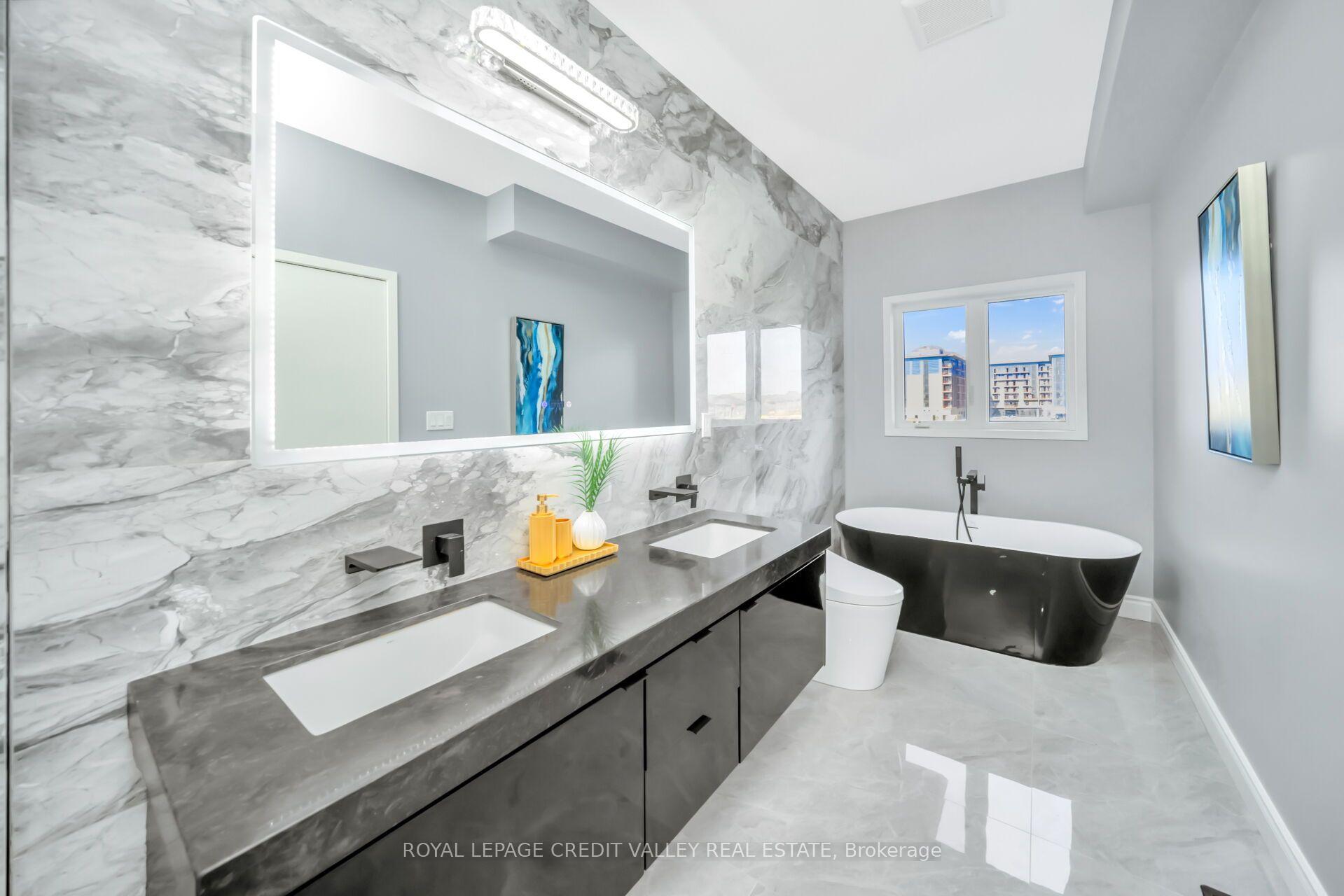 Photo 32 of 336 Elyse Court, Aurora, Bayview Northeast — HOMEH