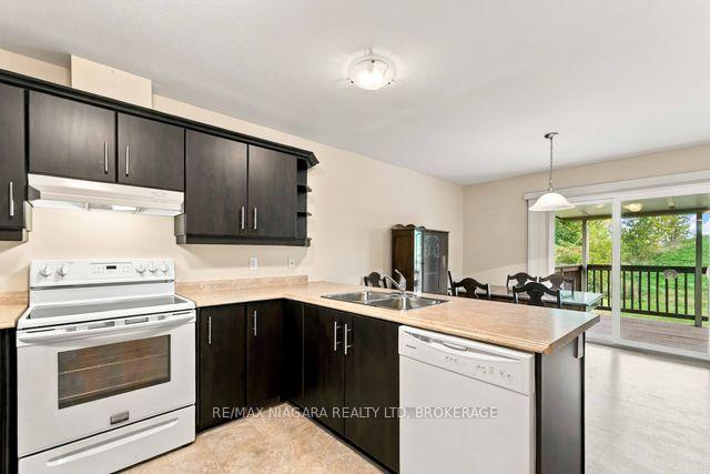 Photo 9 of 50 Shipview Court, Welland, Lincoln/Crowland — HOMEH