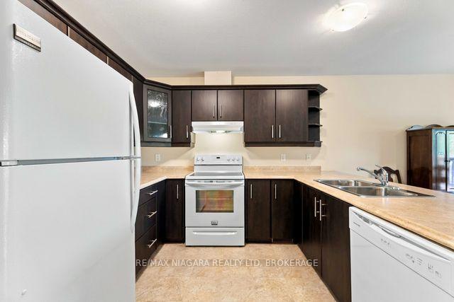 Photo 10 of 50 Shipview Court, Welland, Lincoln/Crowland — HOMEH