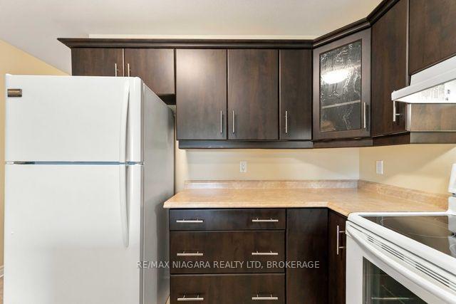 Photo 11 of 50 Shipview Court, Welland, Lincoln/Crowland — HOMEH