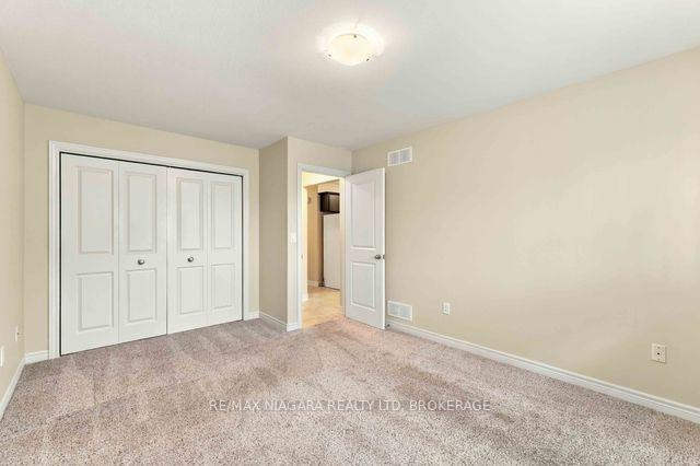 Photo 16 of 50 Shipview Court, Welland, Lincoln/Crowland — HOMEH