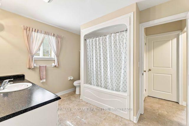 Photo 17 of 50 Shipview Court, Welland, Lincoln/Crowland — HOMEH