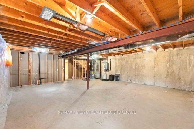 Photo 25 of 50 Shipview Court, Welland, Lincoln/Crowland — HOMEH