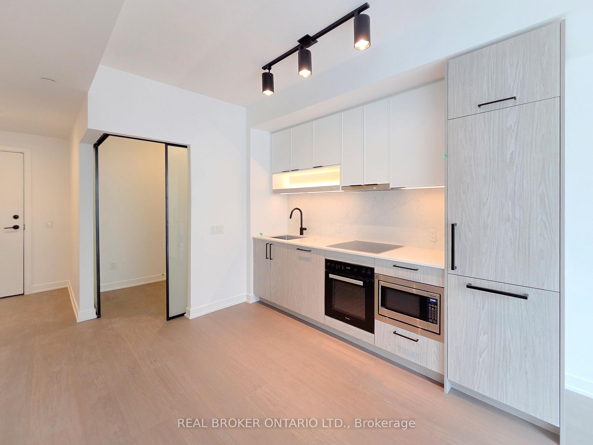 Photo 5 of Unit 1722, 89 Montclair Avenue, Toronto, Forest Hill South — HOMEH