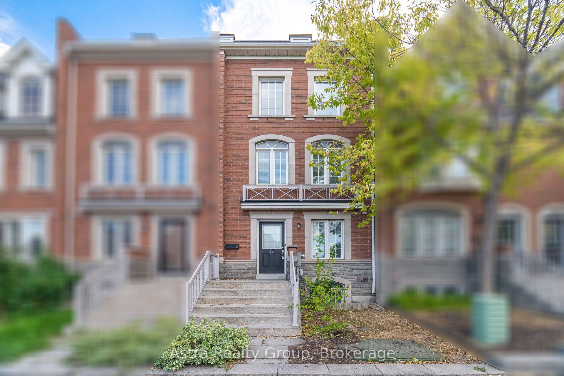 Photo 3 of 12 Odoardo Di Santo Circle, North York, Downsview-Roding-CFB — HOMEH