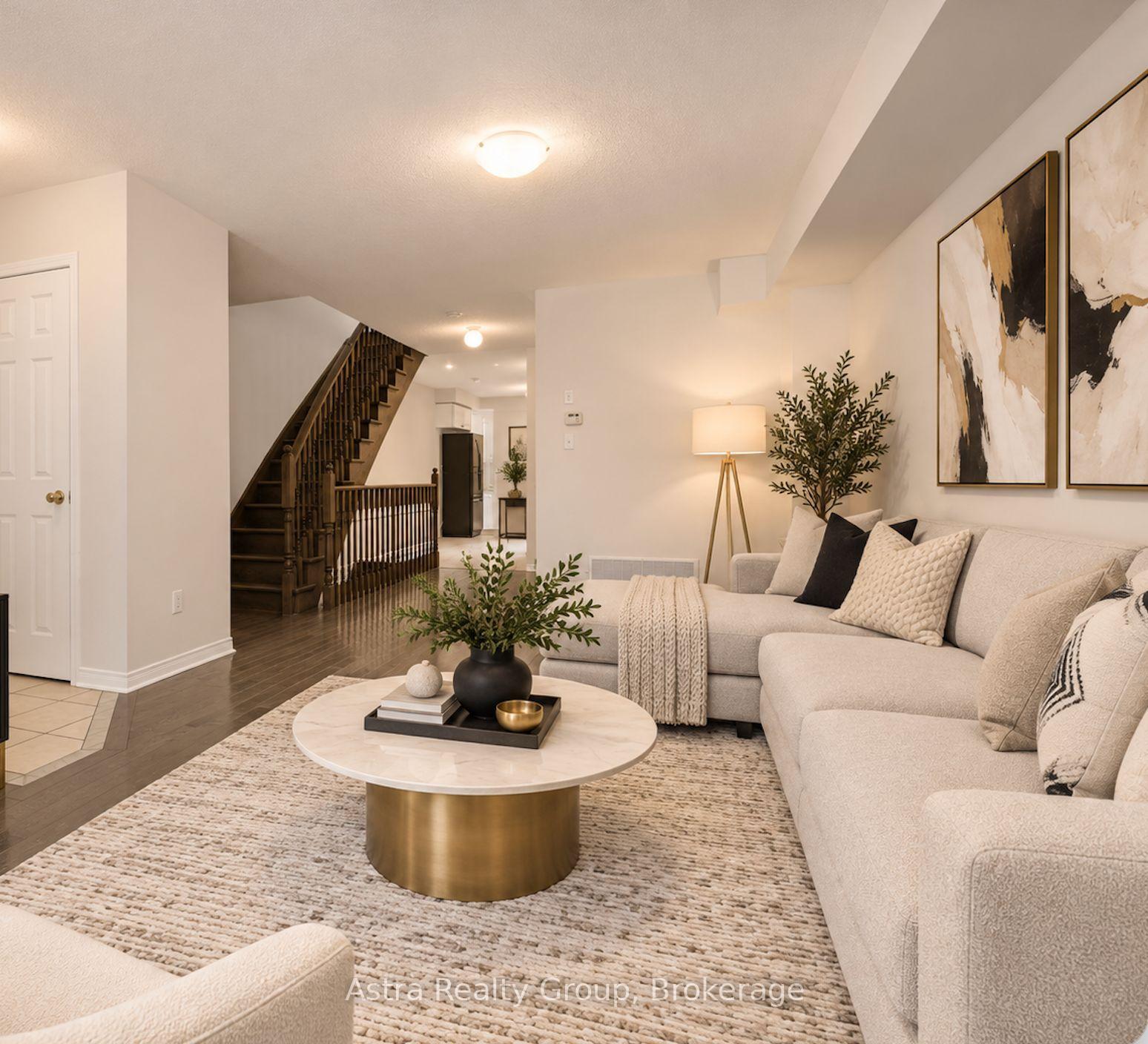 Photo 7 of 12 Odoardo Di Santo Circle, North York, Downsview-Roding-CFB — HOMEH