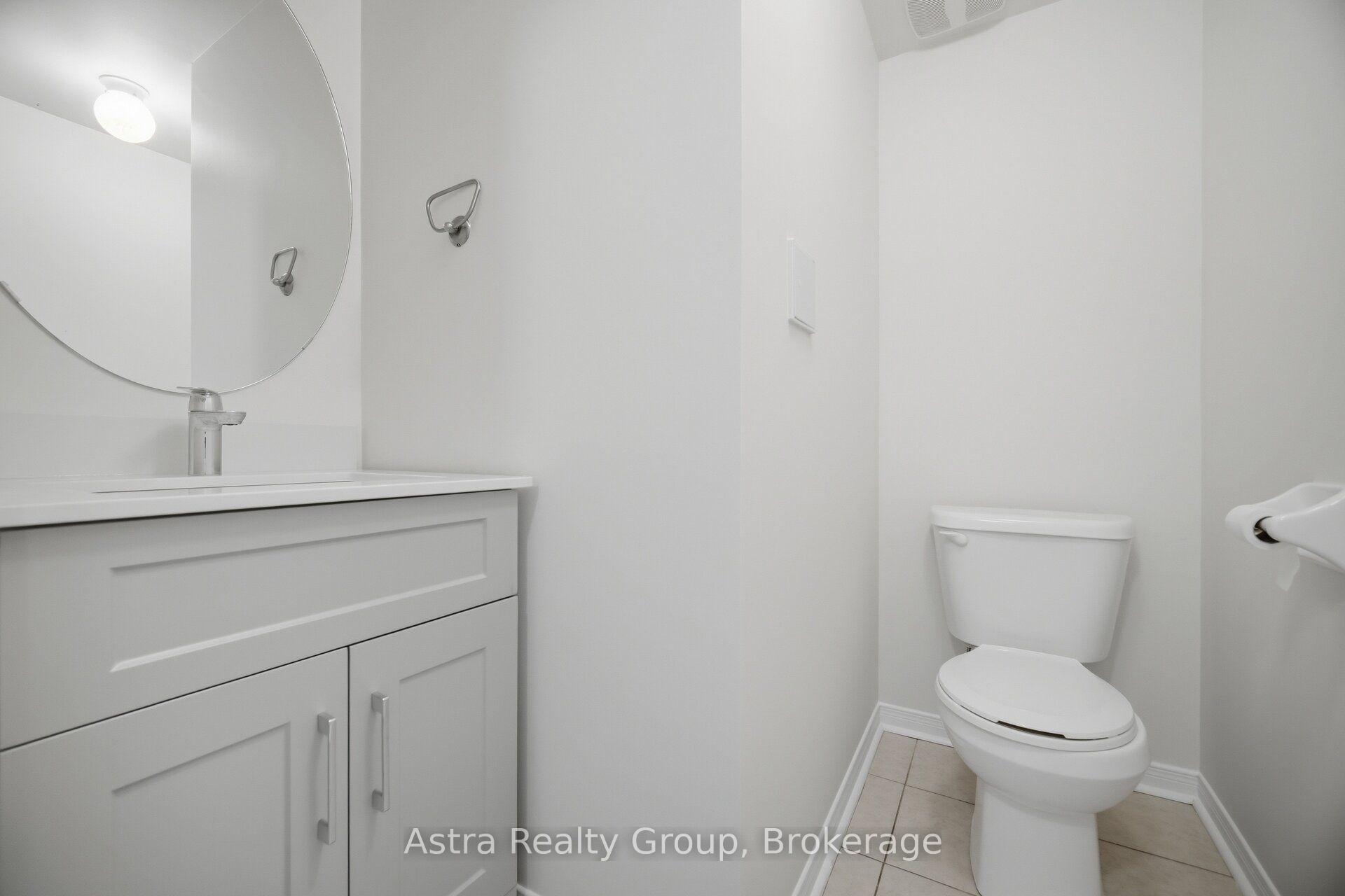 Photo 18 of 12 Odoardo Di Santo Circle, North York, Downsview-Roding-CFB — HOMEH