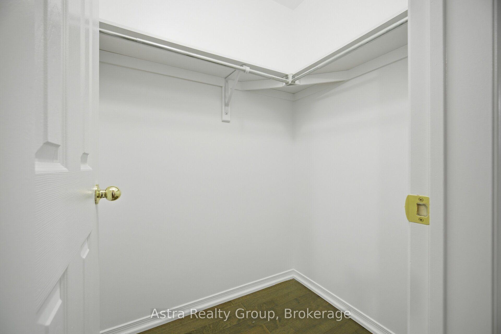 Photo 39 of 12 Odoardo Di Santo Circle, North York, Downsview-Roding-CFB — HOMEH