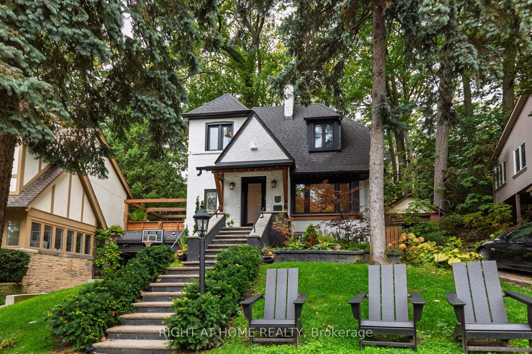 Photo of 16 Pine Crescent