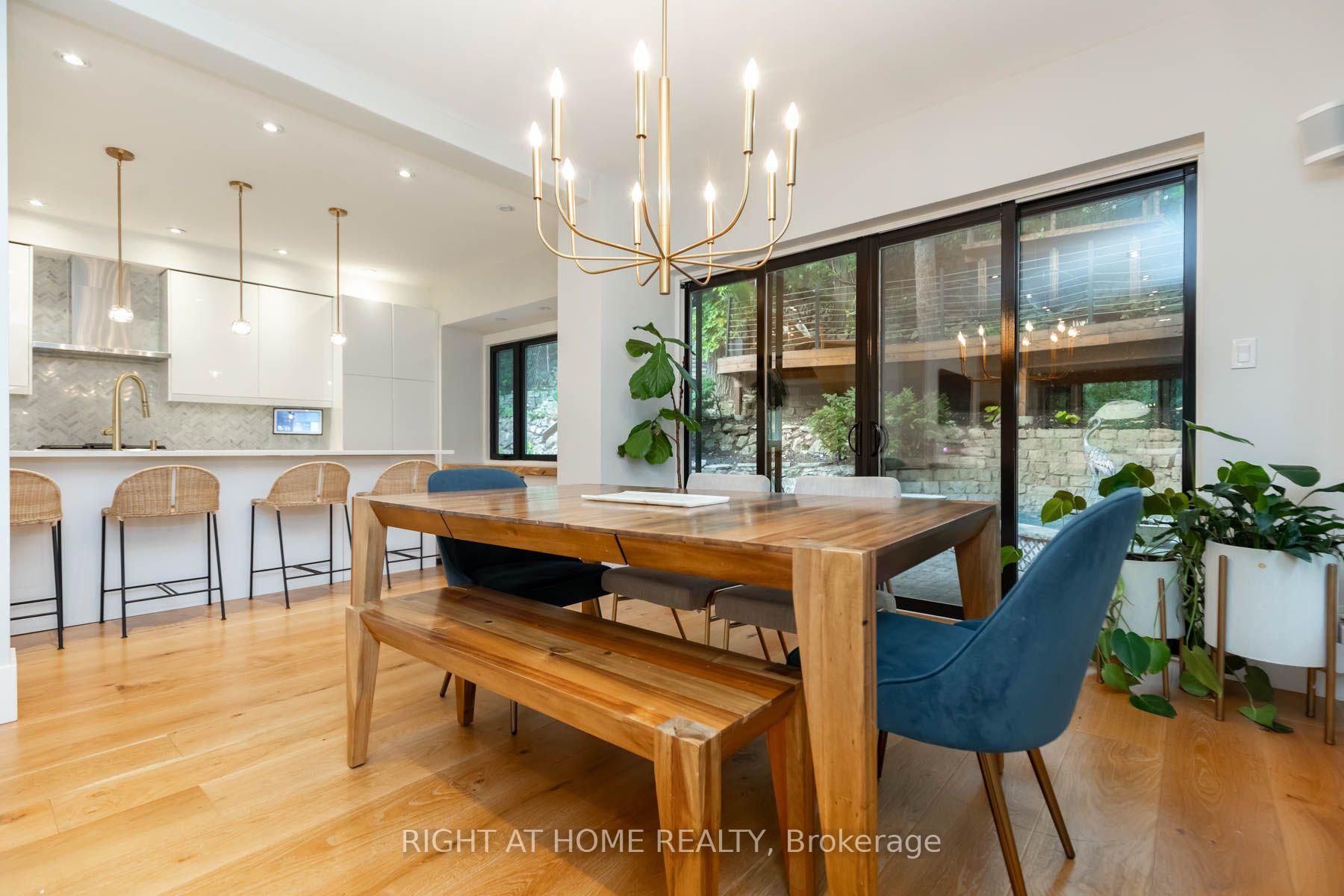 Photo 6 of 16 Pine Crescent, Toronto, The Beaches — HOMEH